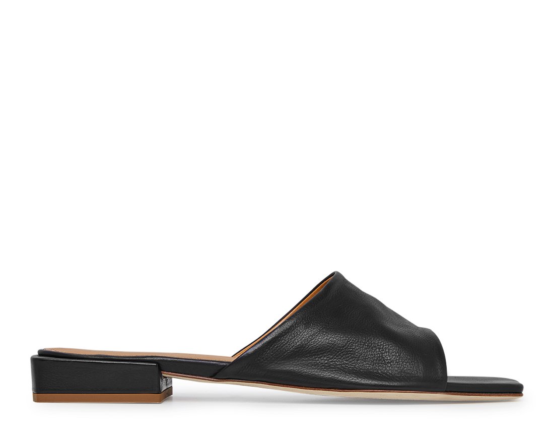 Чёрные кожаные пантолеты - Main image