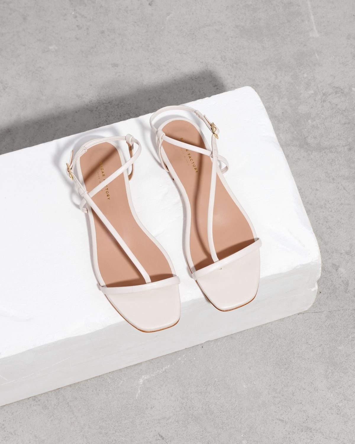 Белые кожаные босоножки - Image 2 of 4