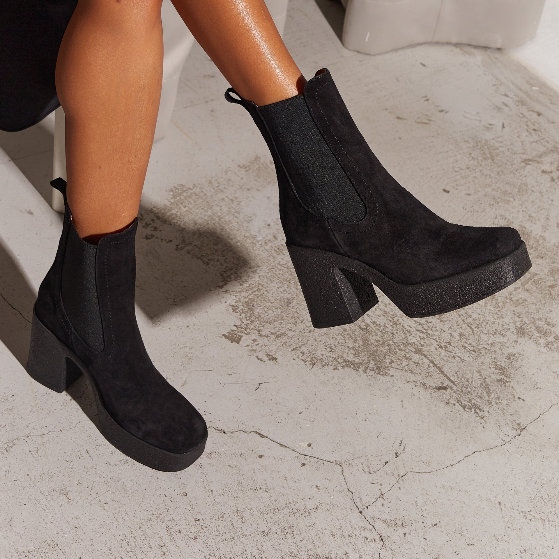 Черные замшевые ботильоны - Image 5 of 5