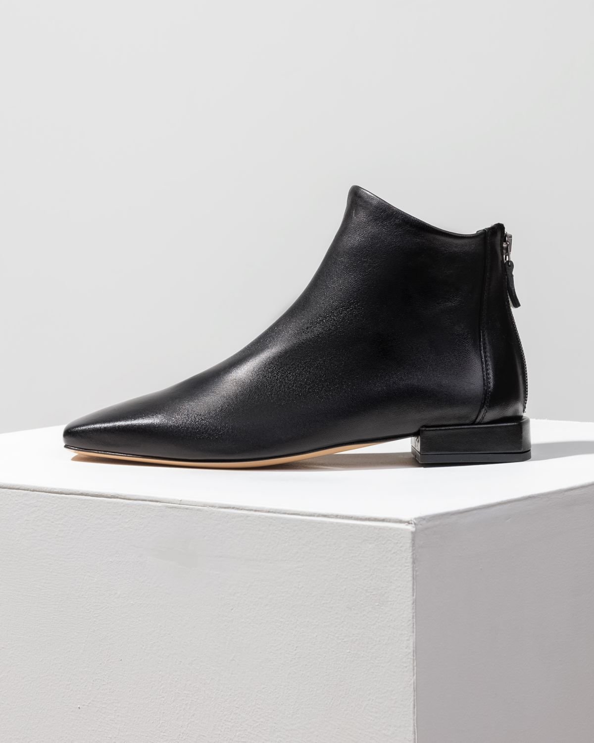 Черные кожаные ботильоны - Main image