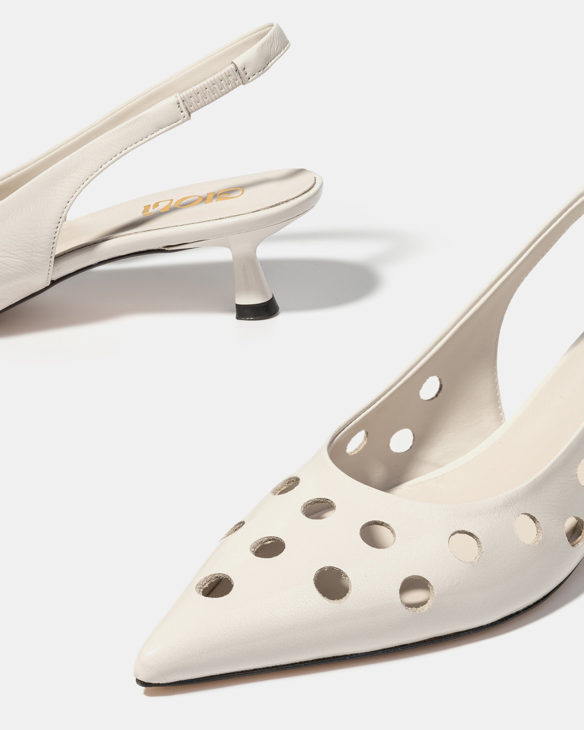 Белые туфли с крупной перфорацией - Image 4 of 5