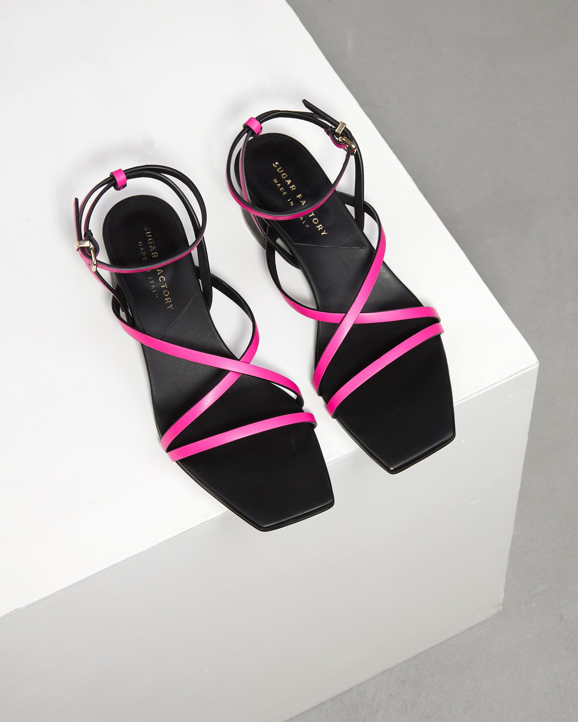 Розовые кожаные босоножки - Image 2 of 4