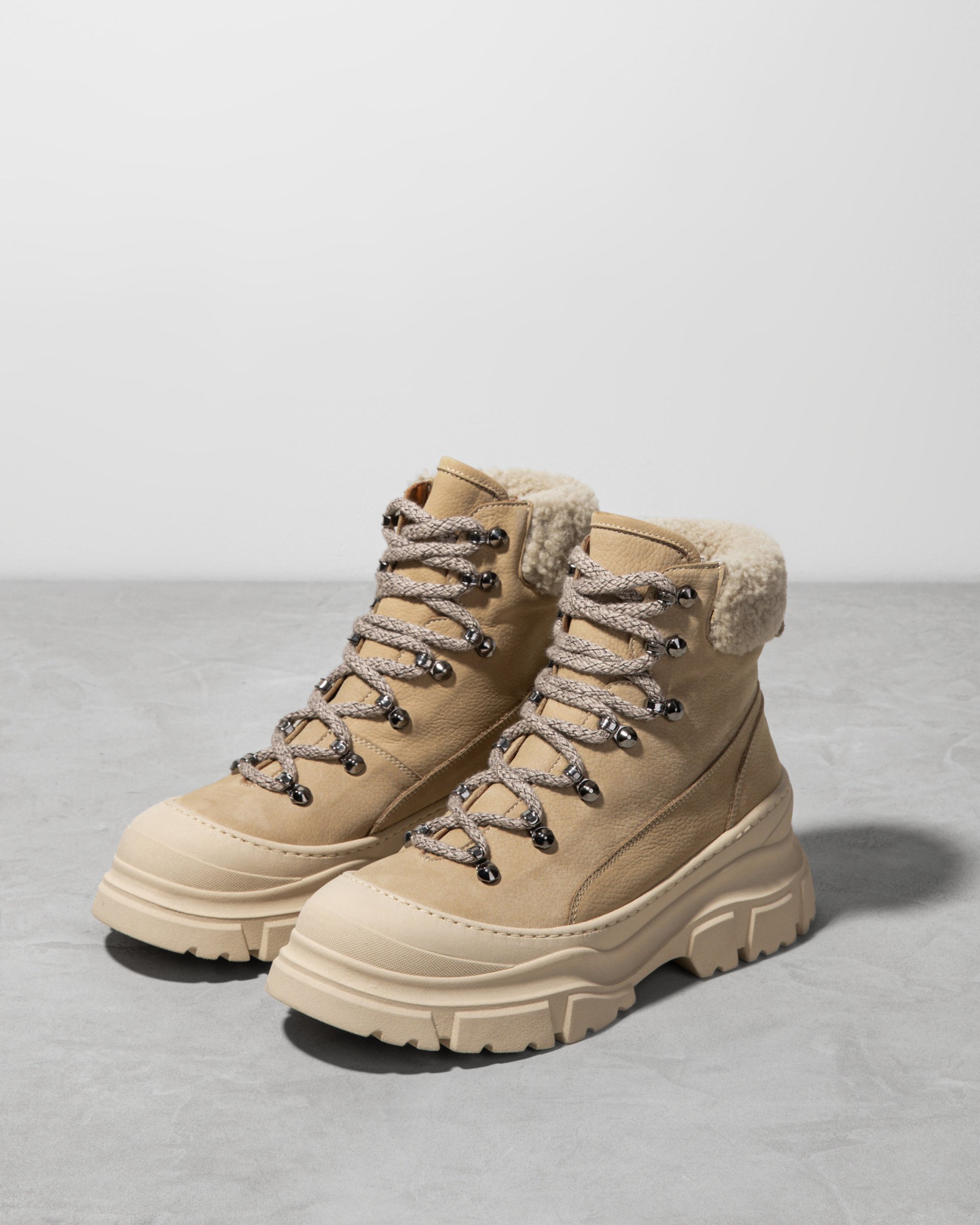 Бежевые кожаные ботинки - Image 2 of 4