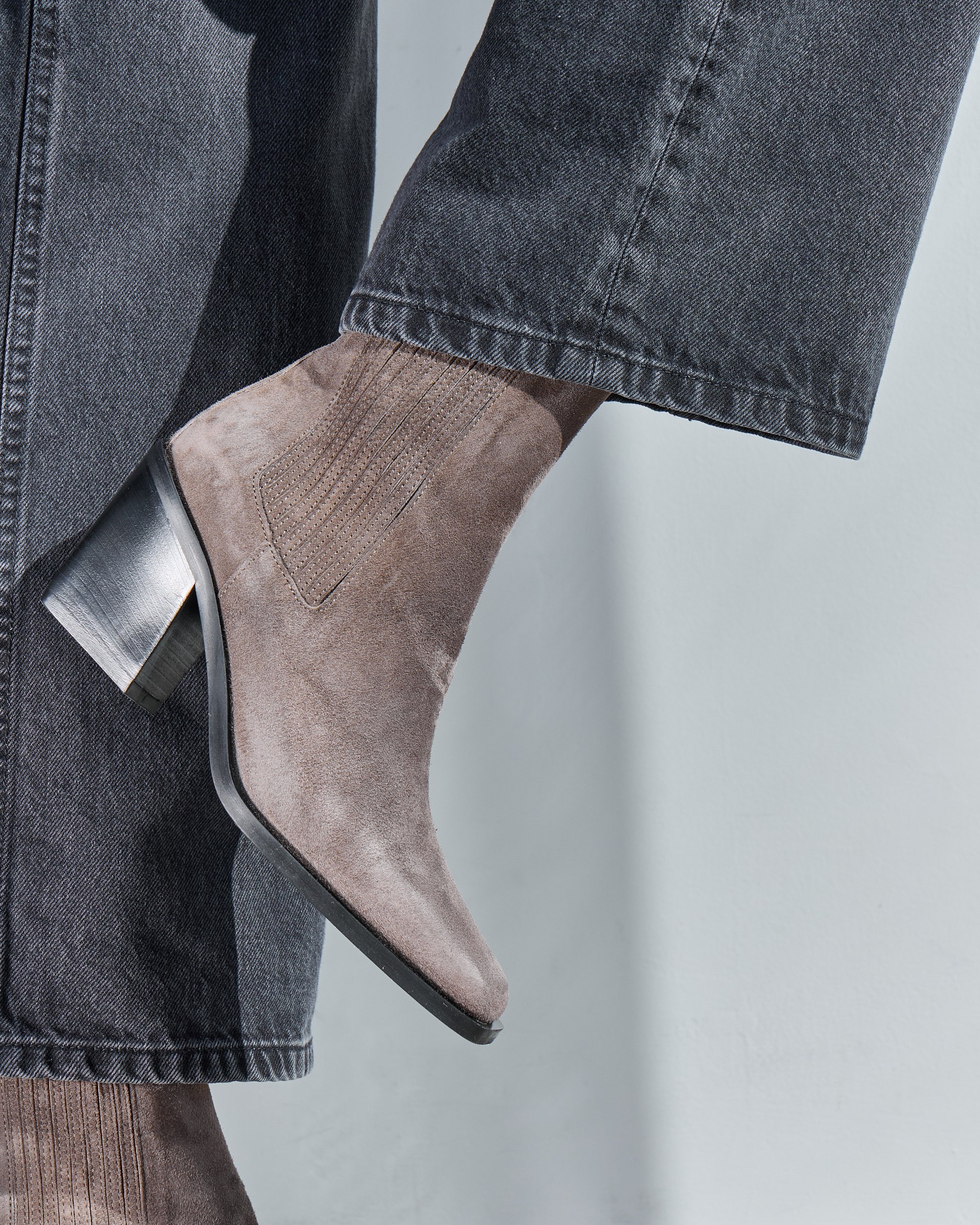 Серые казаки из замши - Image 7 of 7