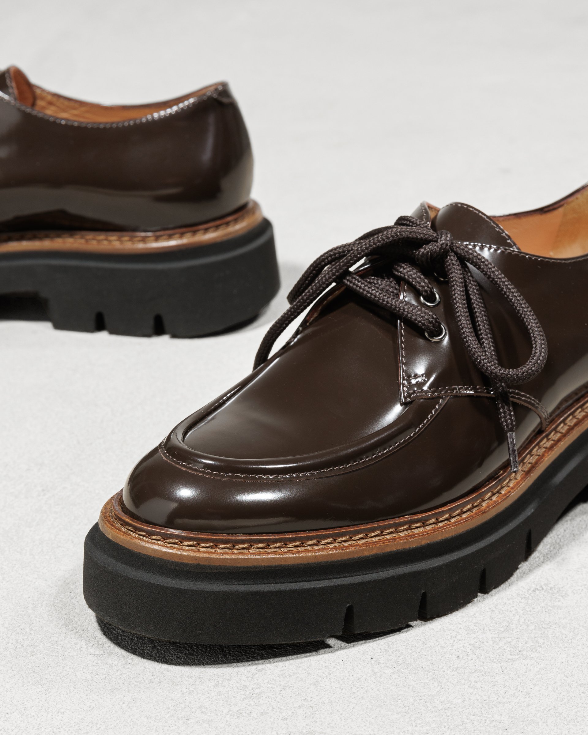 Кожаные лаковые полуботинки - Image 2 of 6