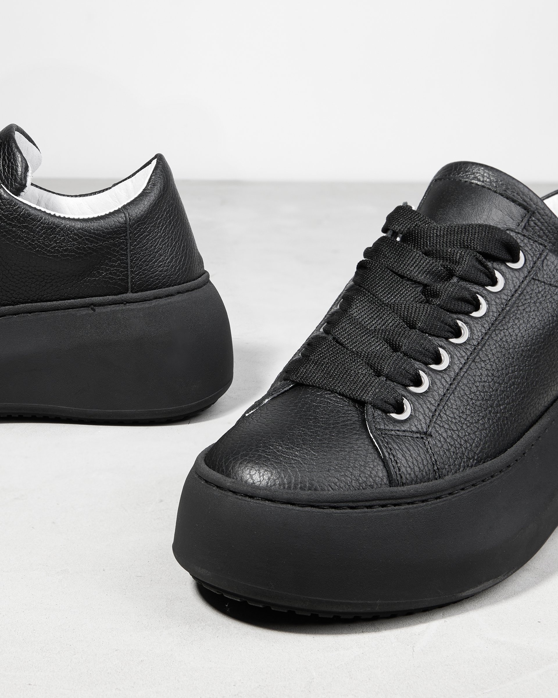 Черные кожаные кроссовки - Image 4 of 4