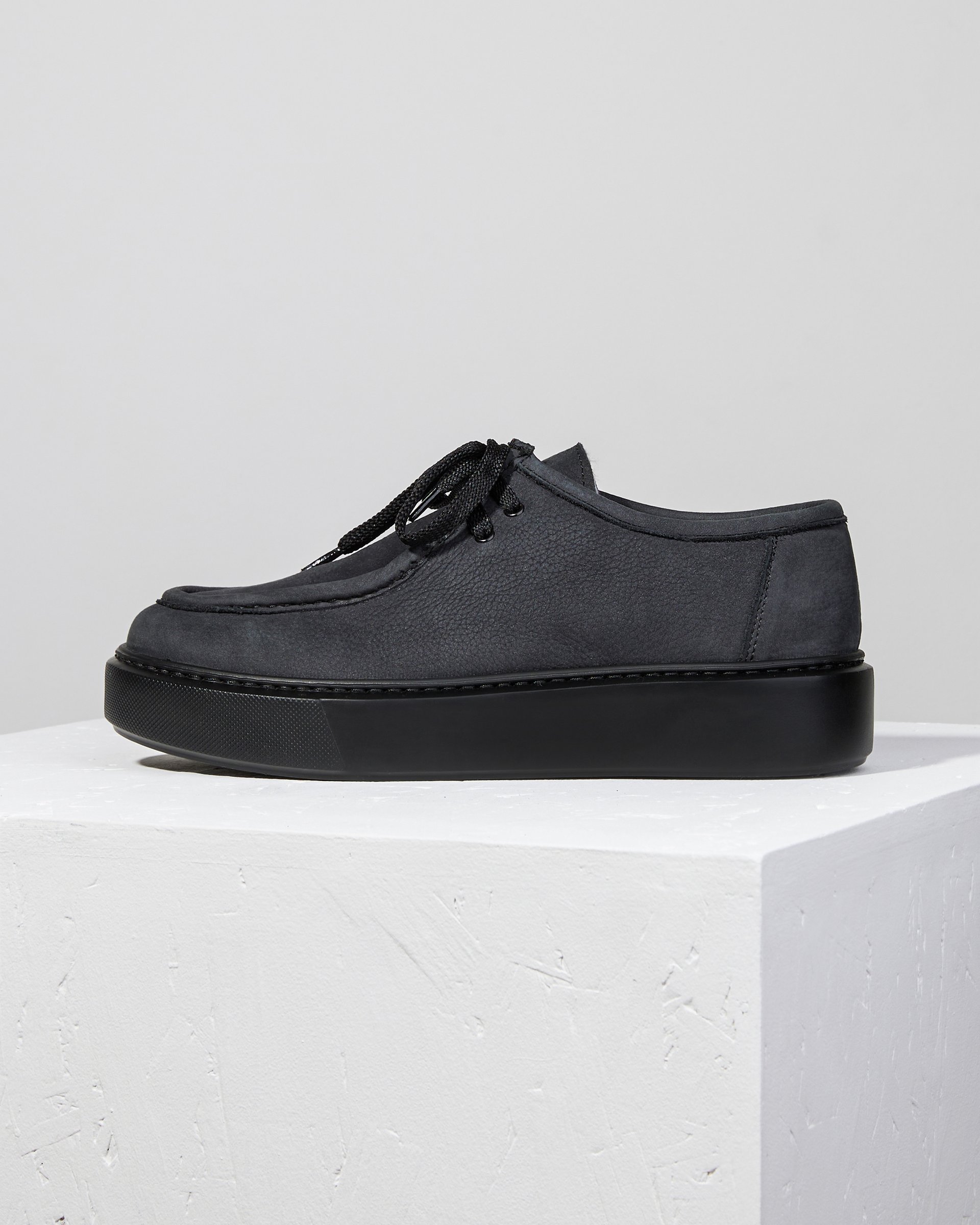 Черные зимние кожаные полуботинки - Main image