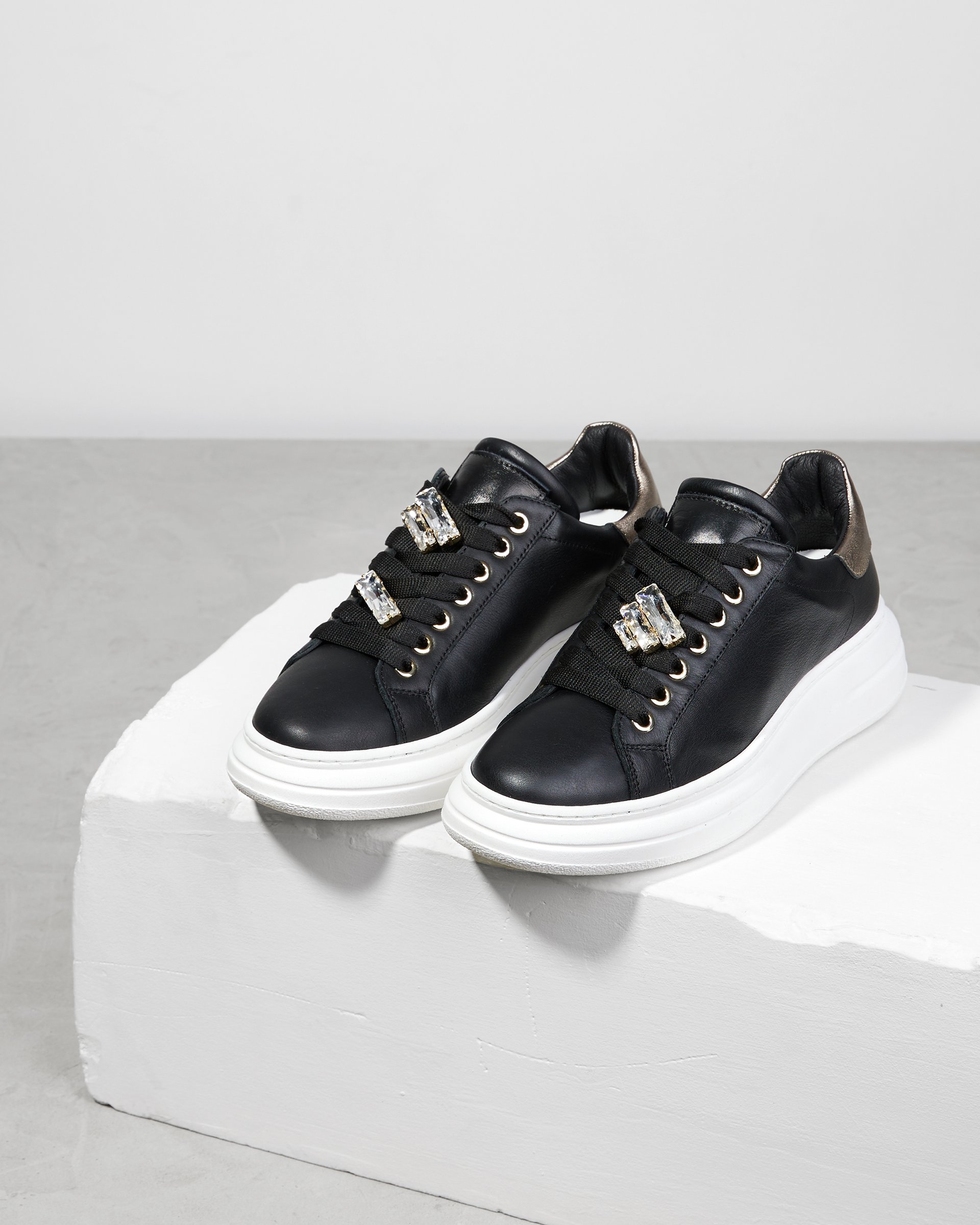 Черные кожаные кеды на платформе - Image 2 of 4