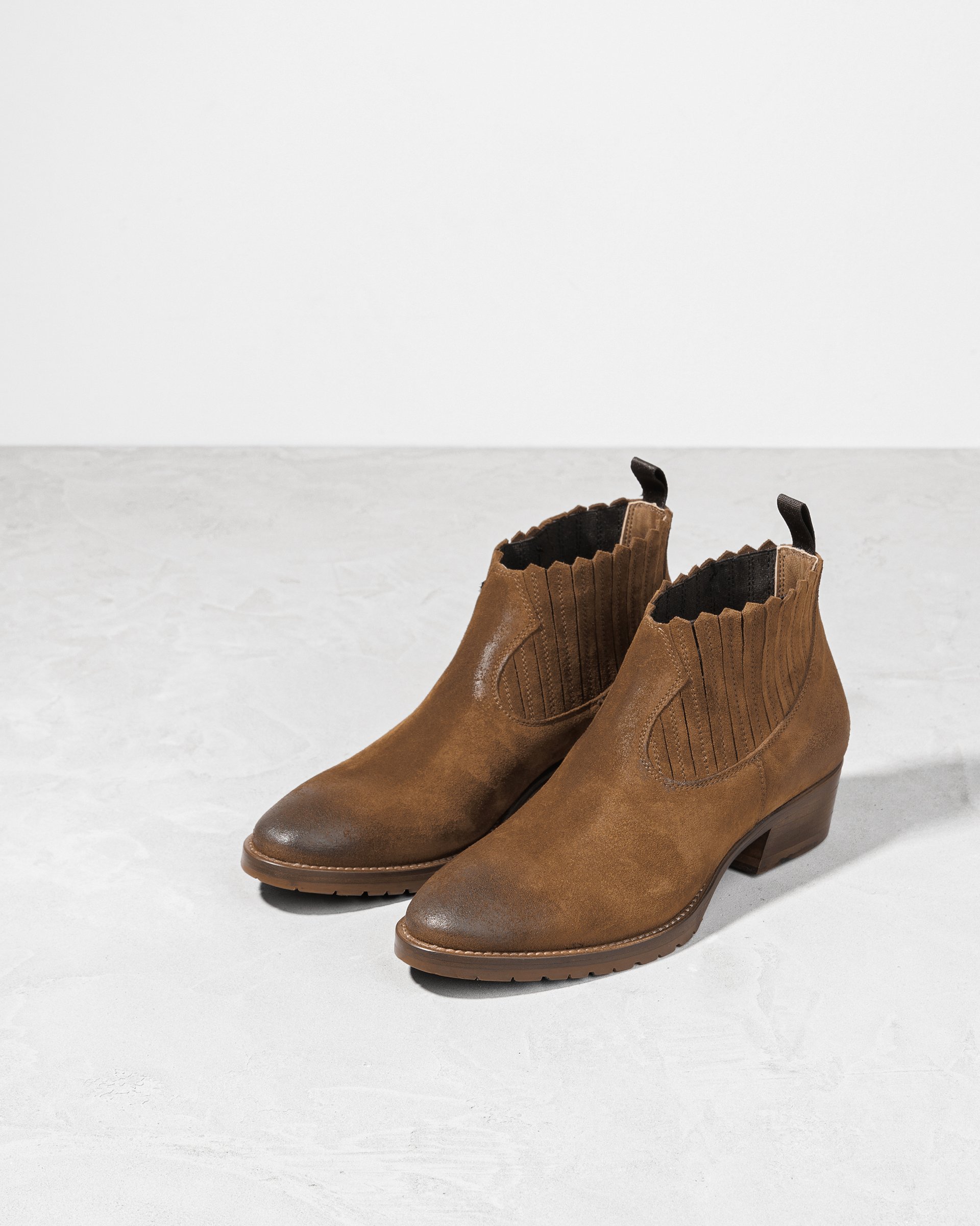 Коричневые замшевые казаки - Image 2 of 4