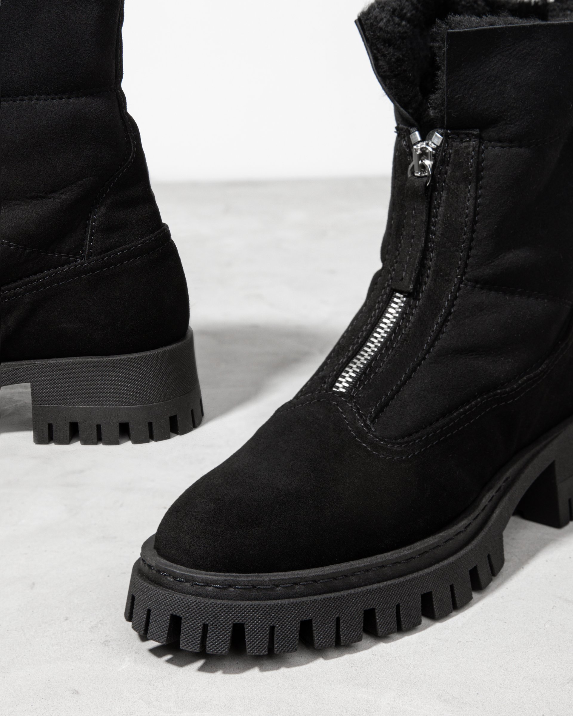 Чёрные замшевые зимние ботинки - Image 4 of 6