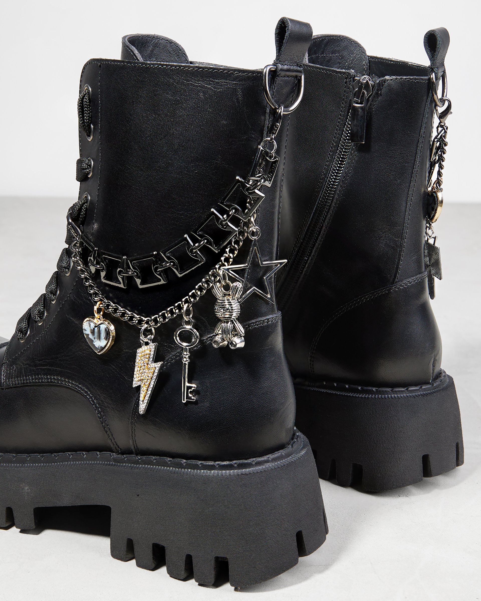 Черные ботинки из натуральной кожи с декором - Image 4 of 6