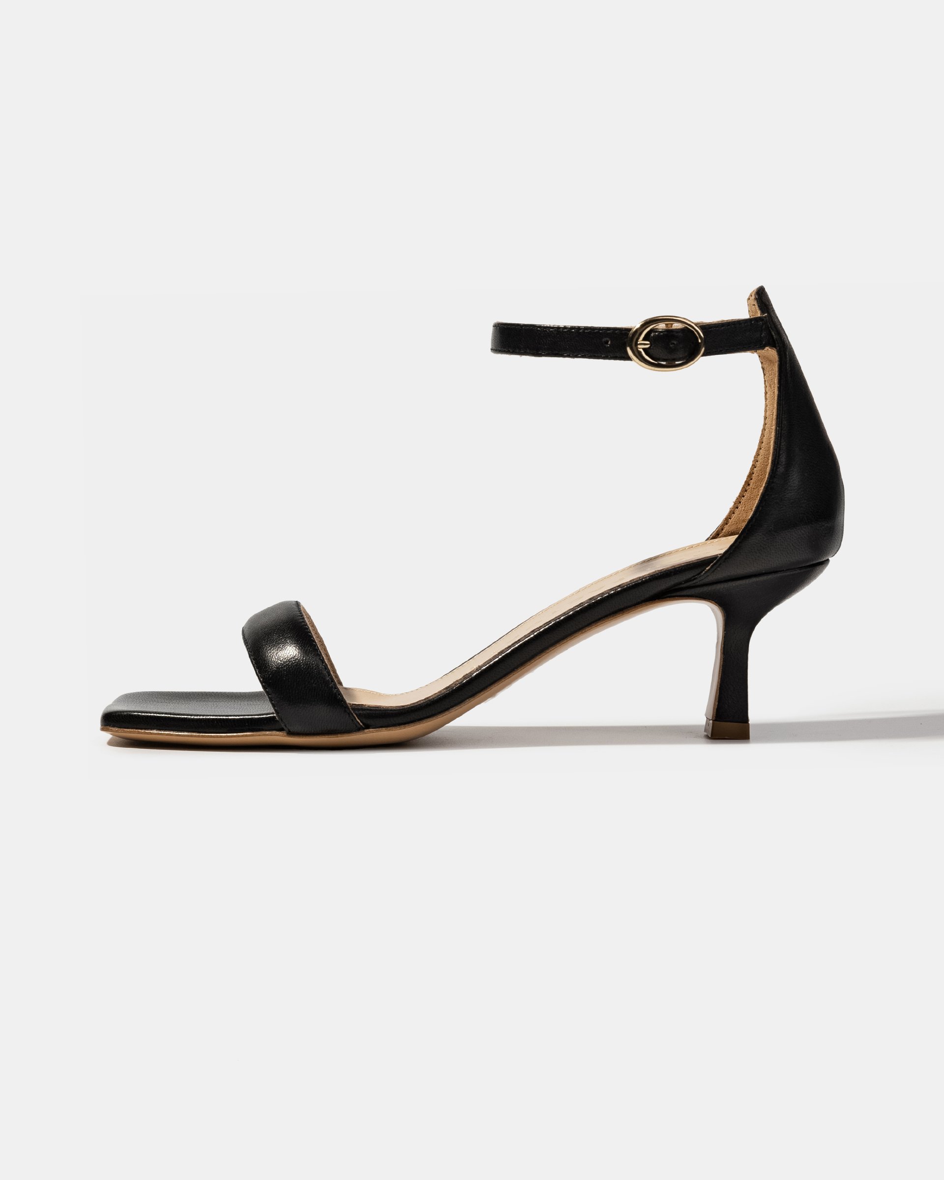Черные босоножки из натуральной кожи - Main image