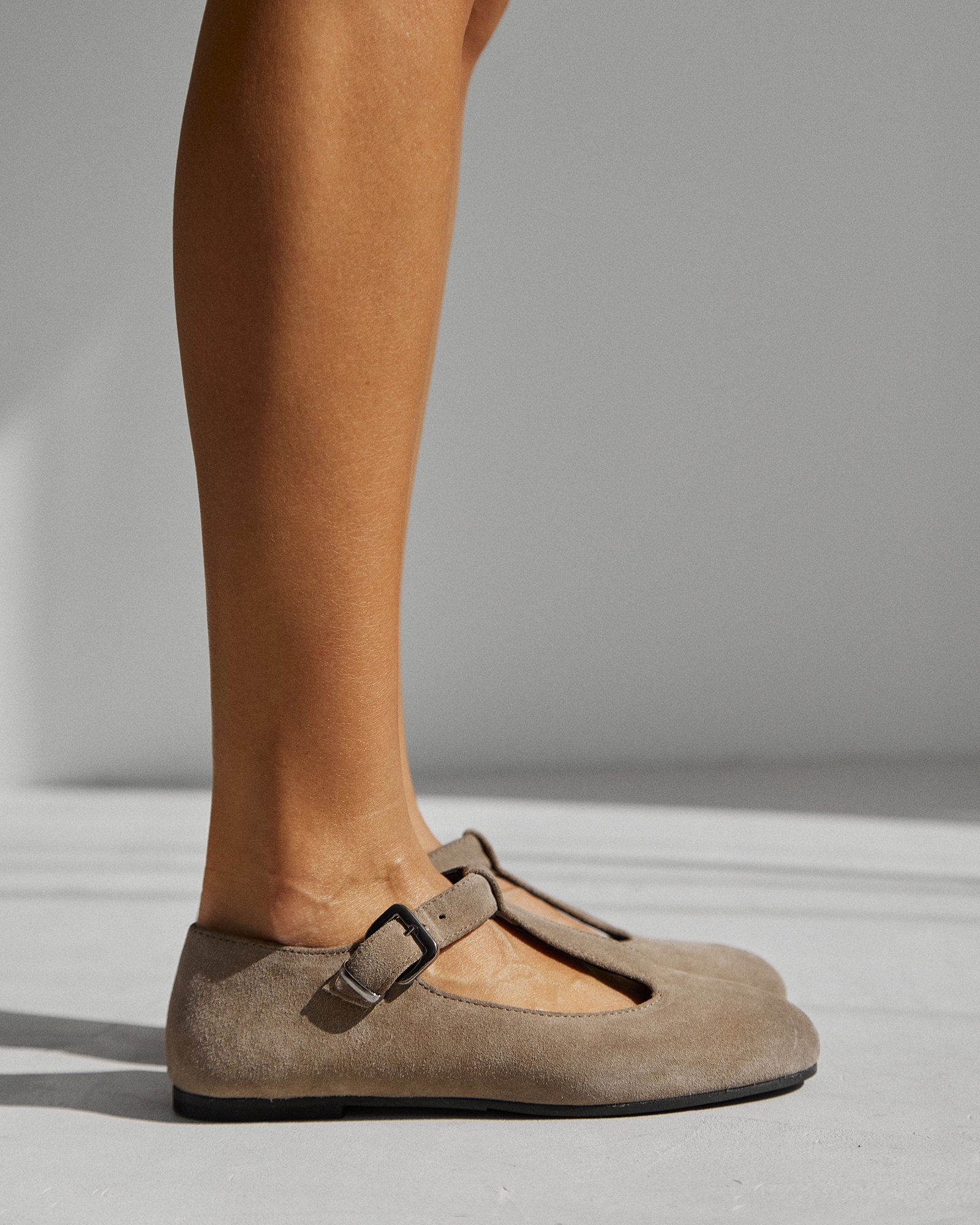 Бежевые балетки из замши - Image 5 of 6