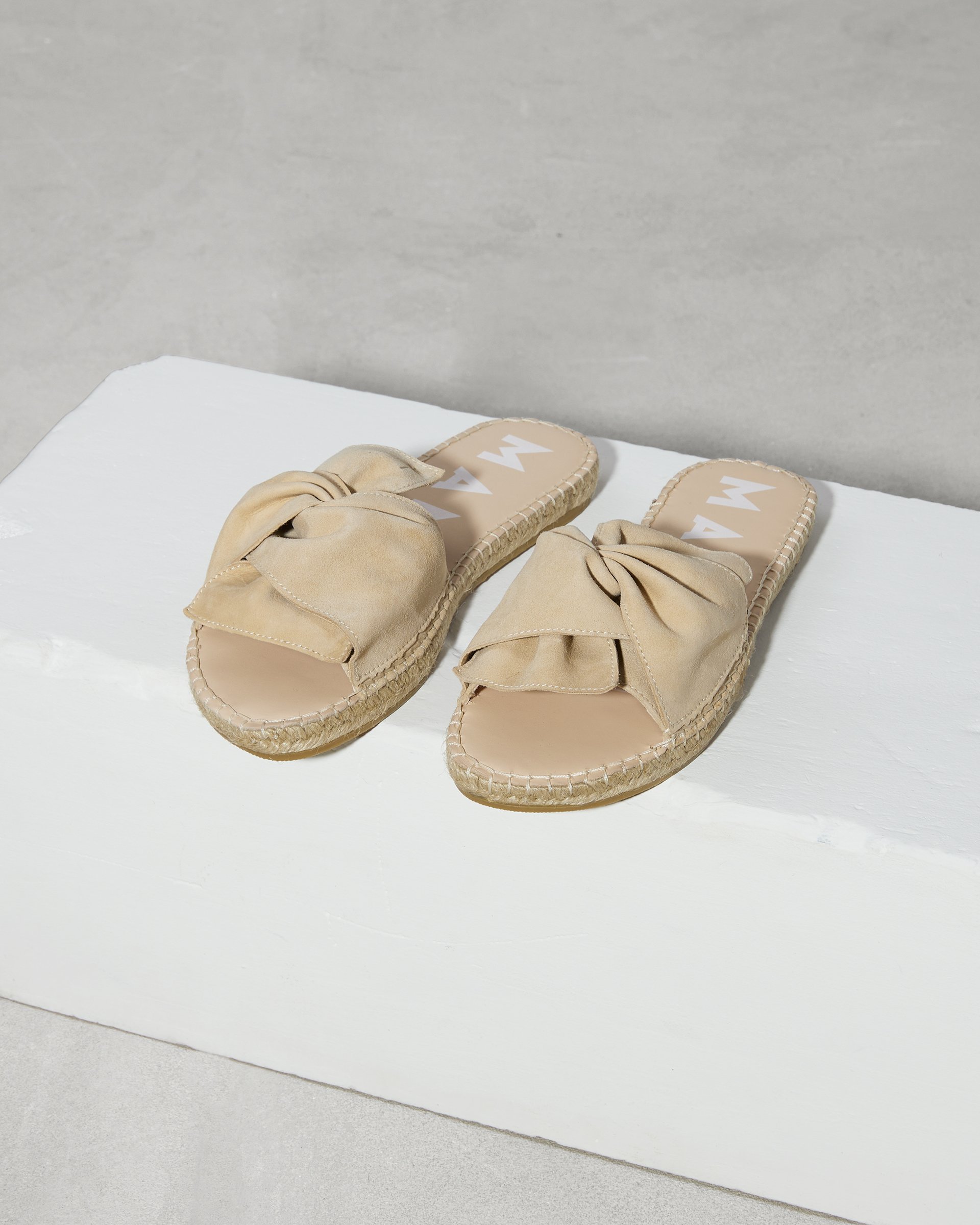 Бежевые шлепанцы - Image 3 of 7