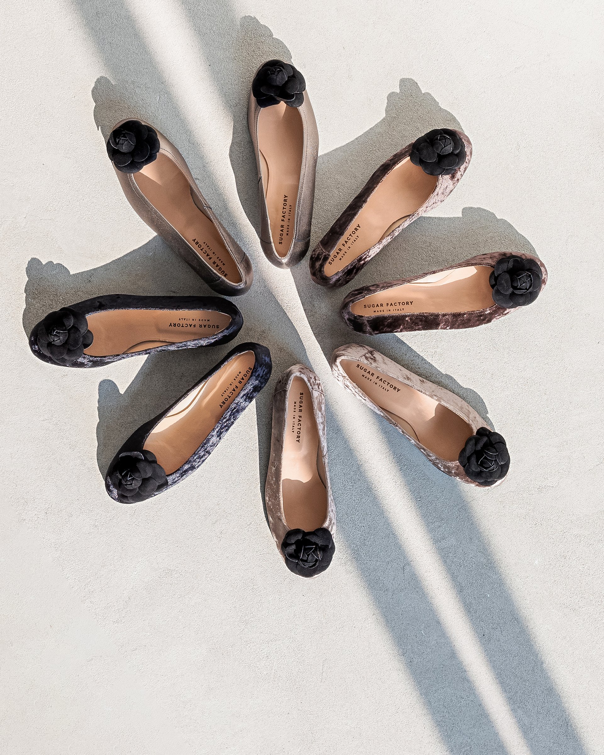 Черные замшевые туфли с декоративным цветком - Image 11 of 11