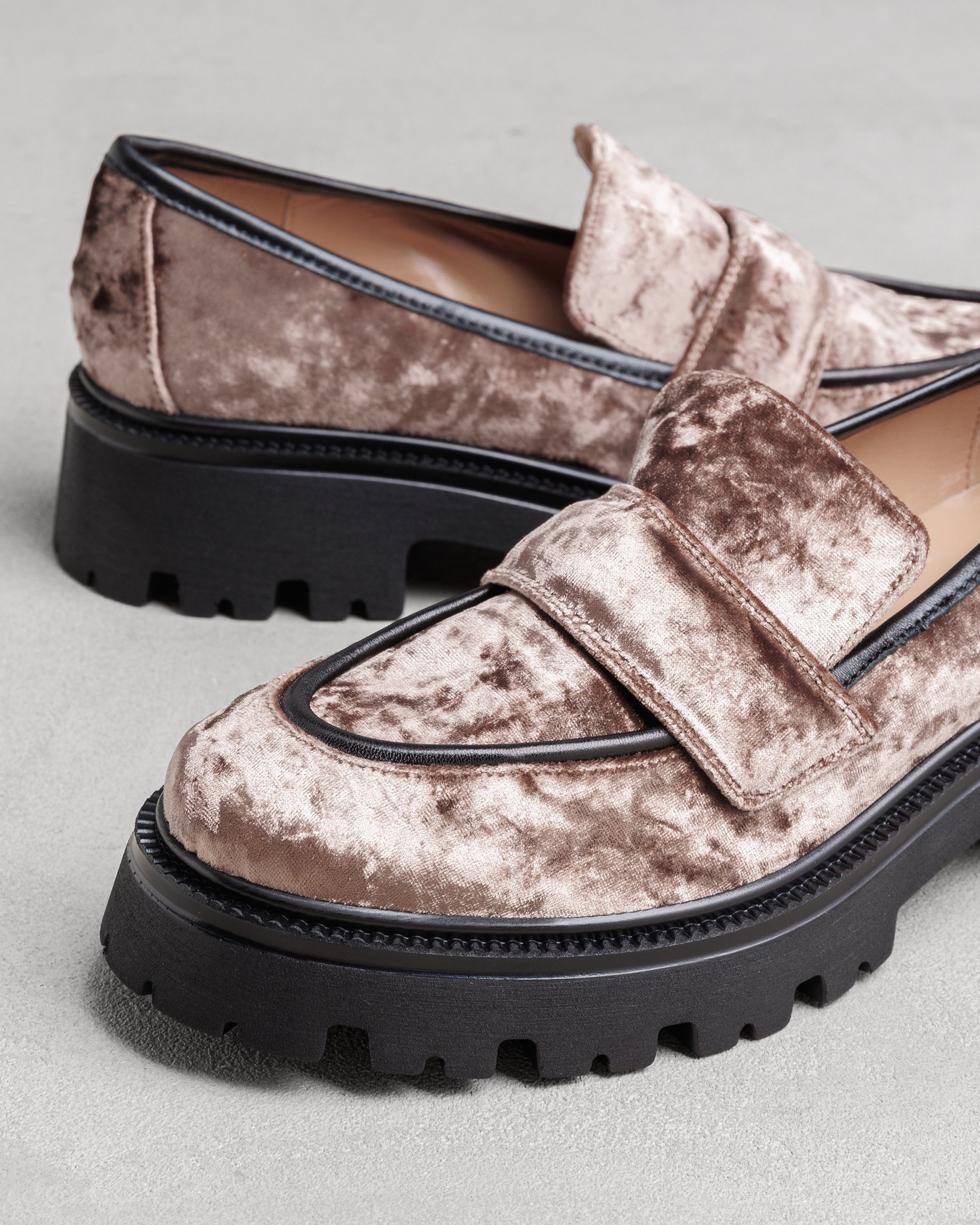 Лоферы из велюра - Image 4 of 8