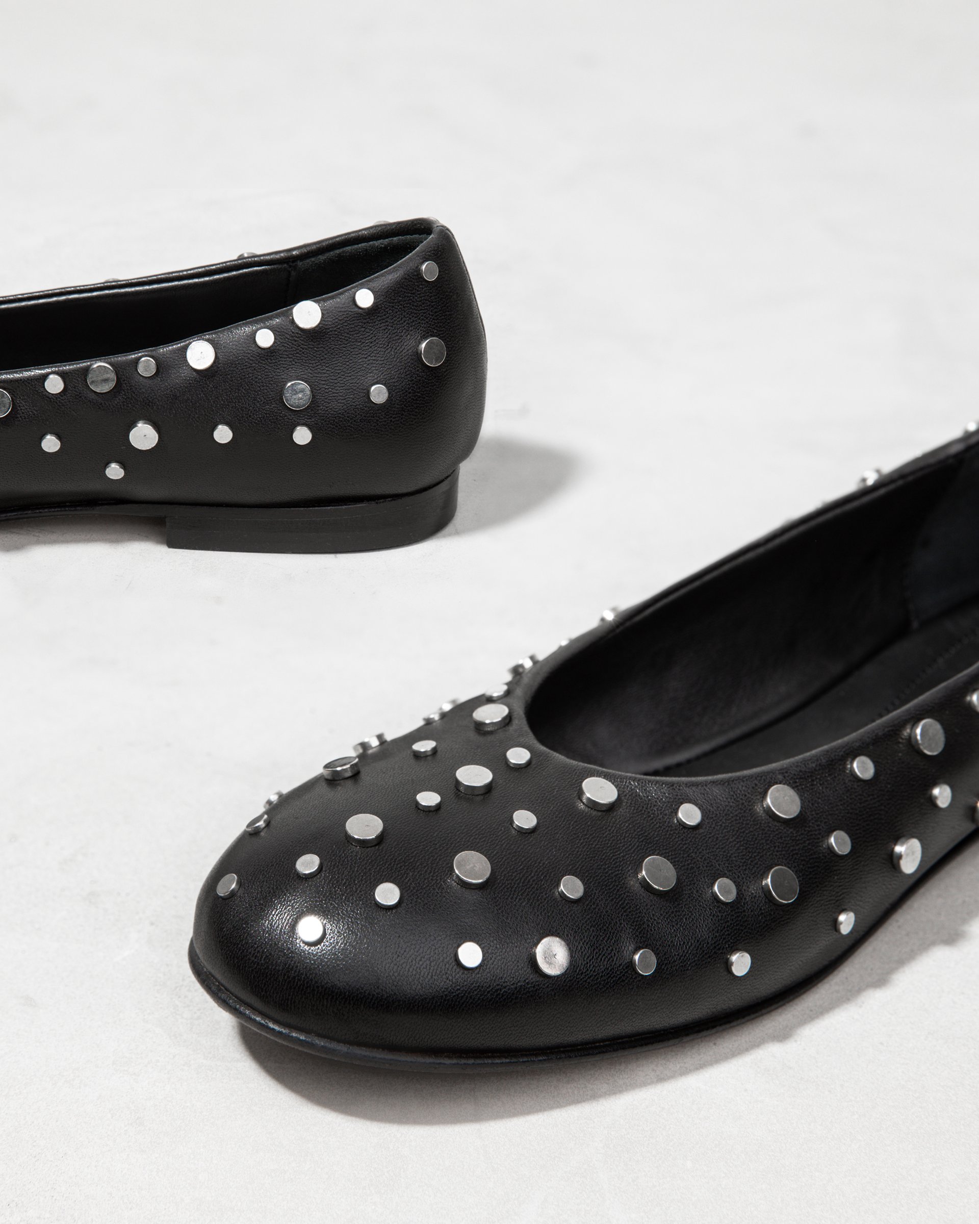 Черные кожаные балетки с заклепками - Image 4 of 6