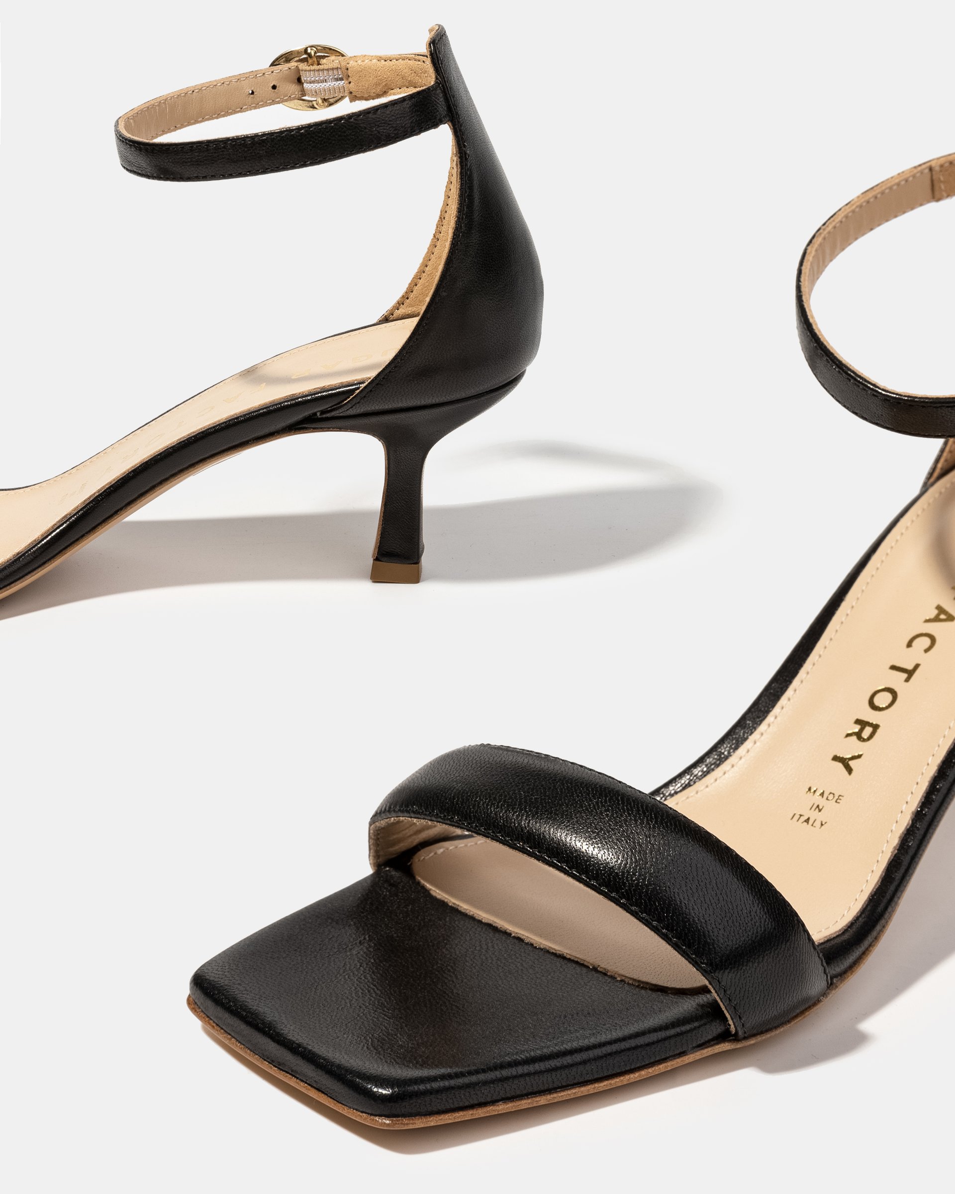 Черные босоножки из натуральной кожи - Image 4 of 4