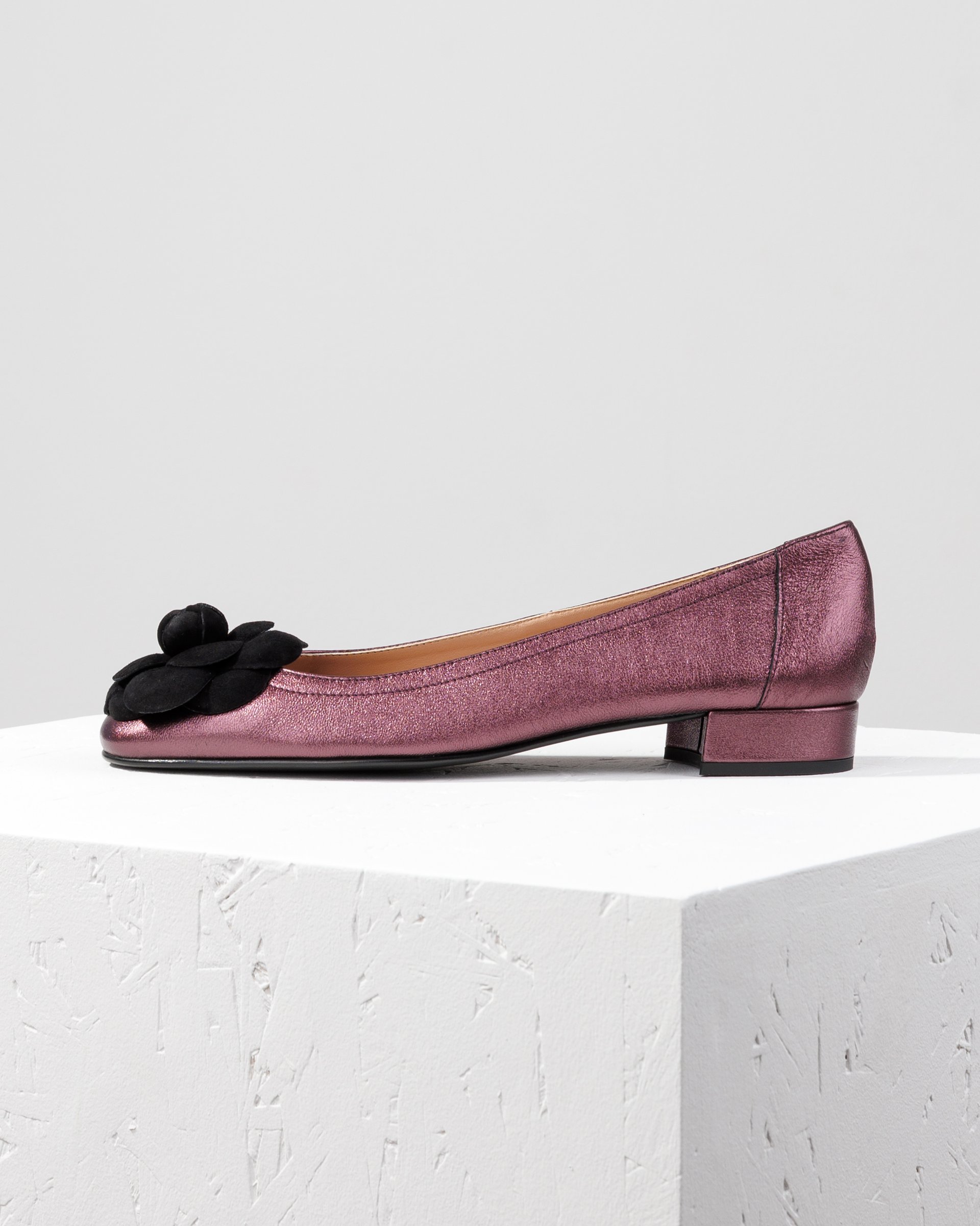 Сиреневые туфли из натуральной кожи - Main image