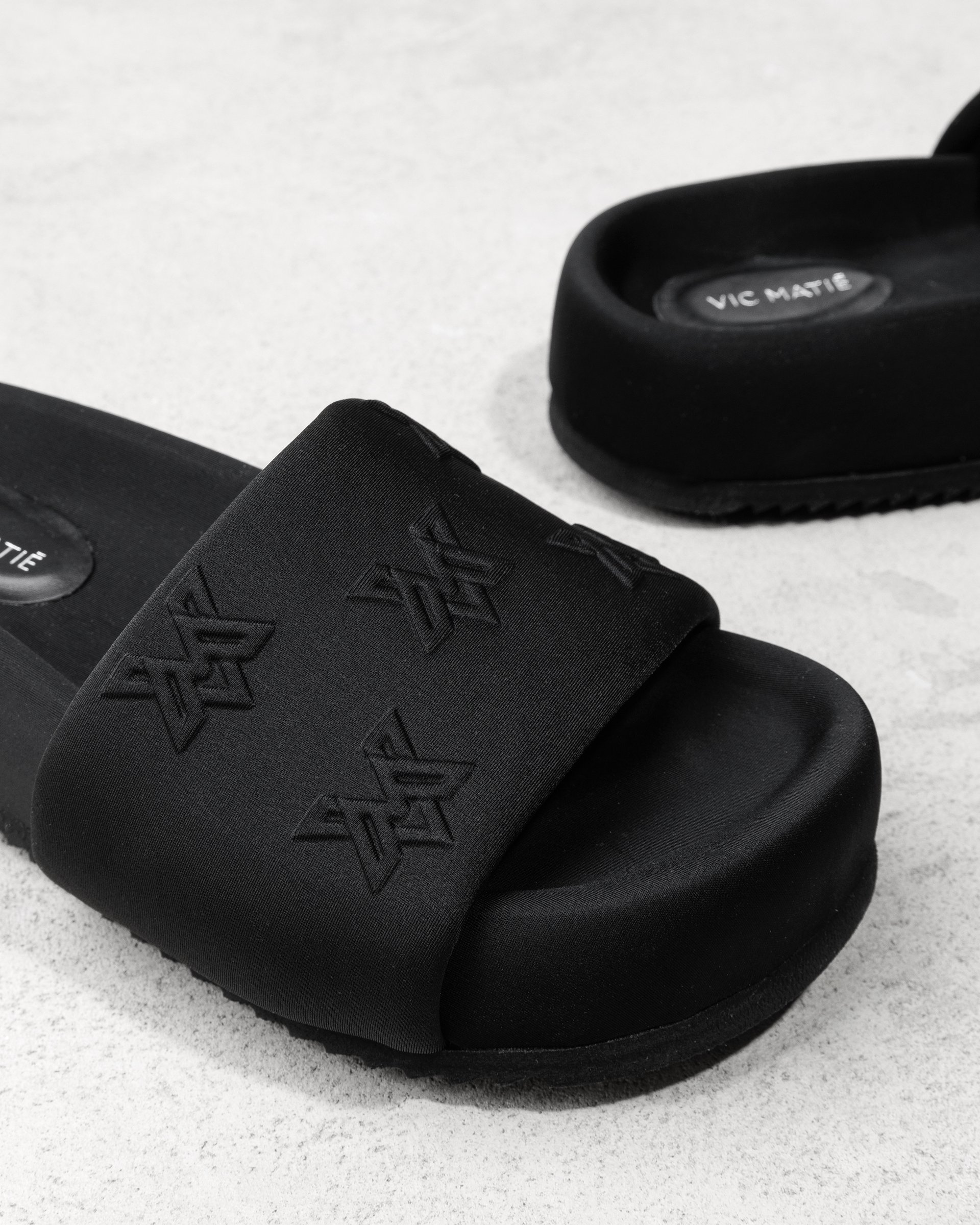 Черные текстильные шлепанцы - Image 2 of 6