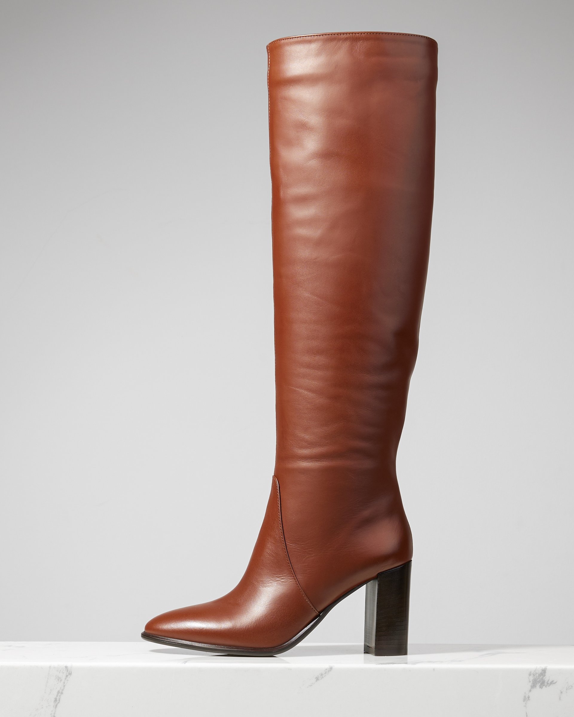 Кожаные сапоги