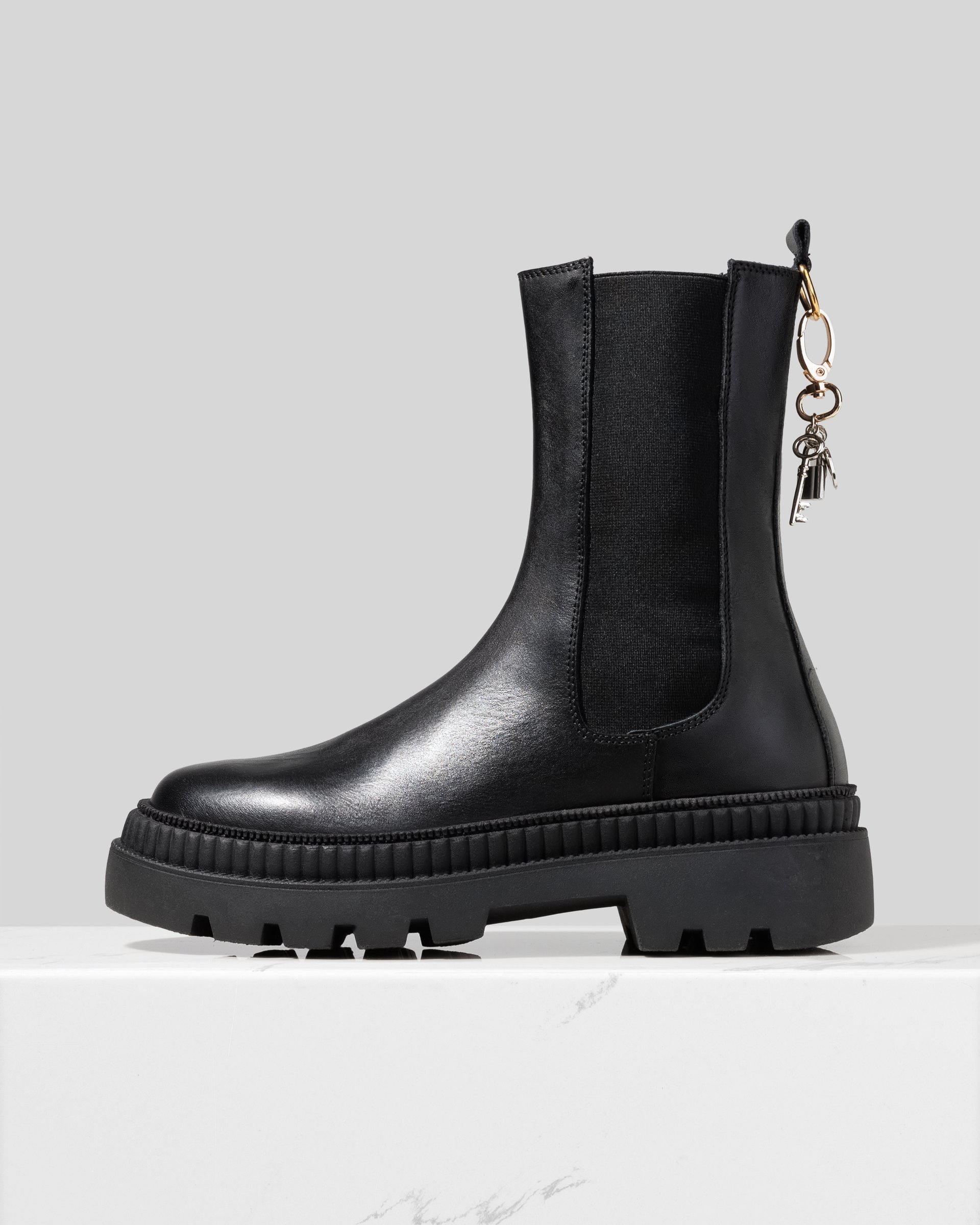 Черные кожаные ботинки - Main image