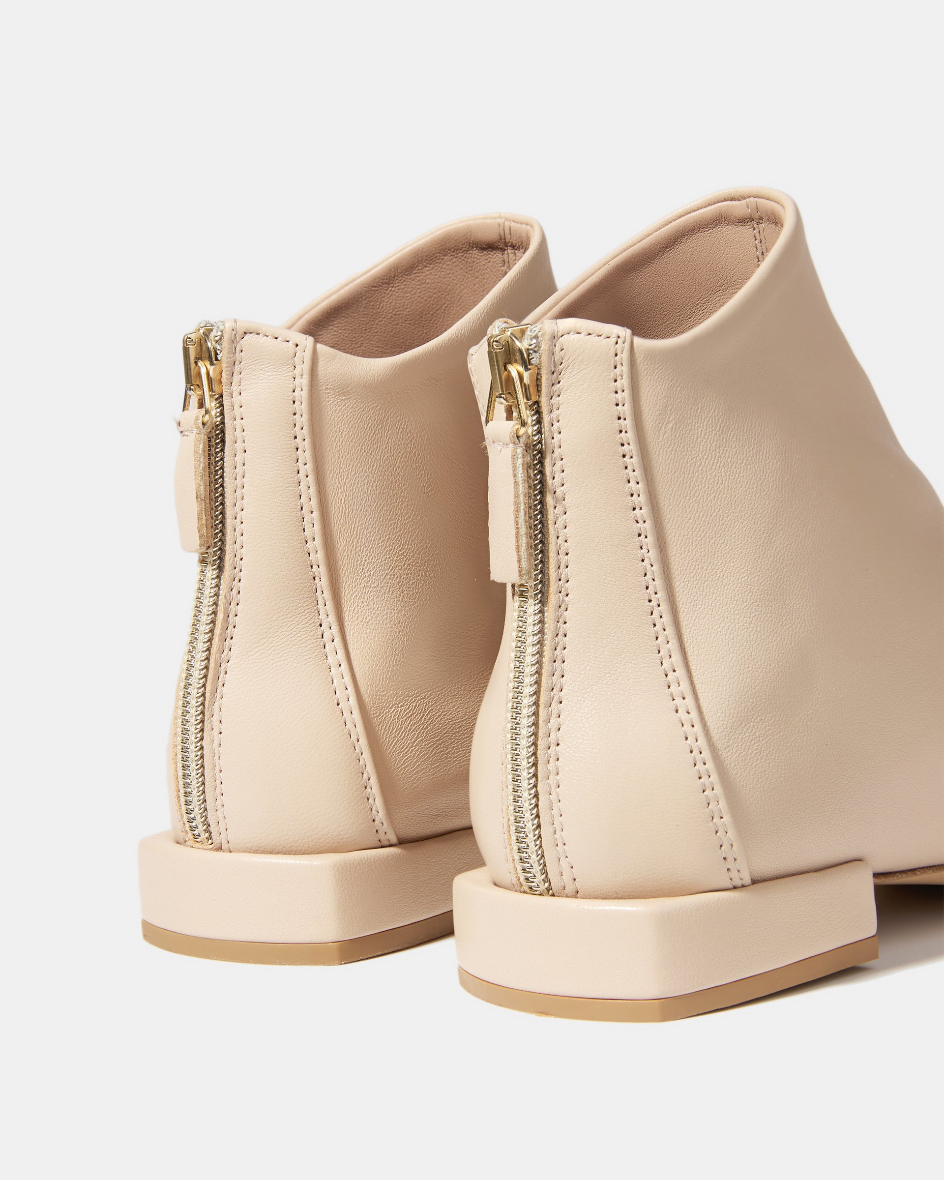 Бежевые кожаные ботинки на низком квадратном каблуке - Image 5 of 5