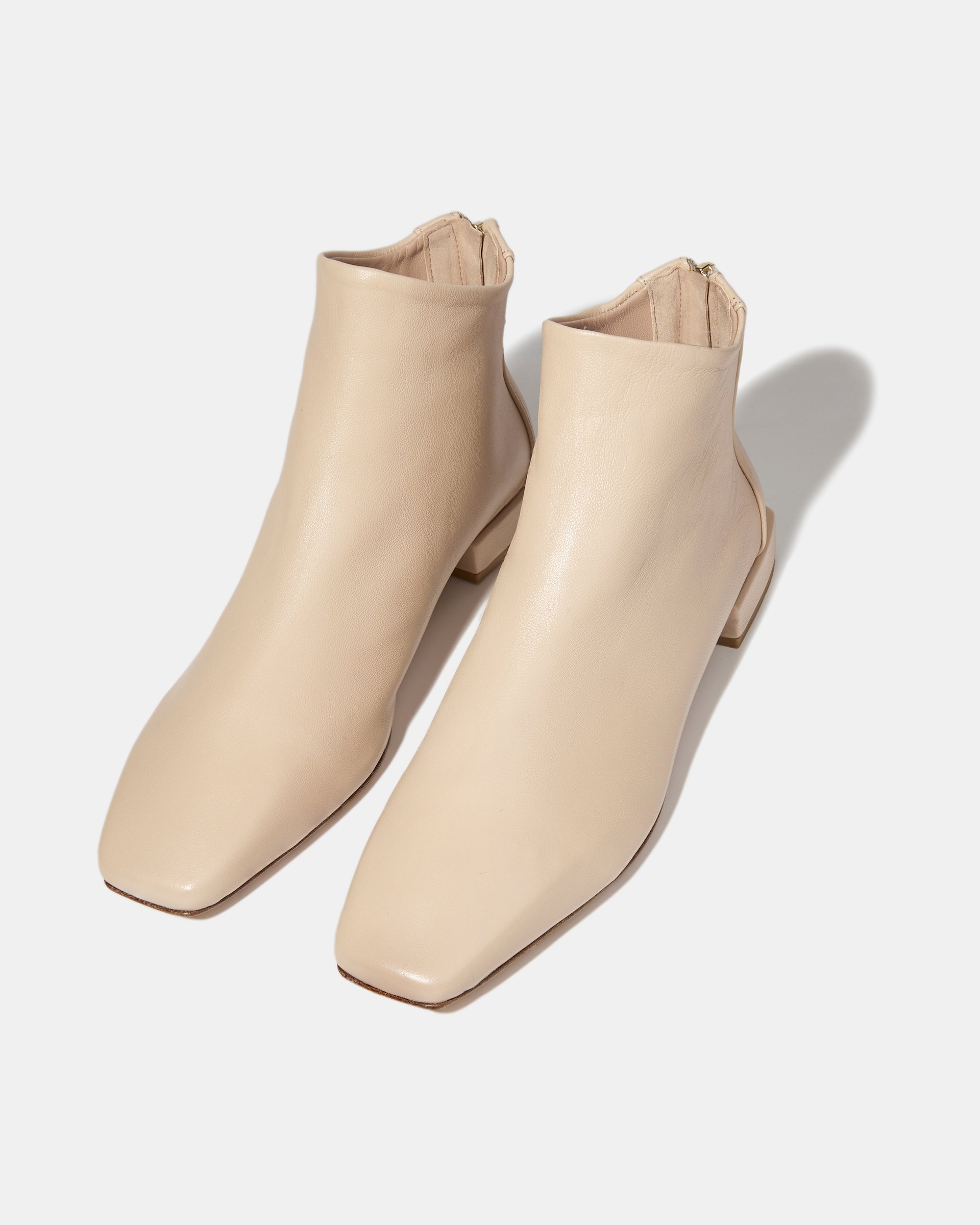 Бежевые кожаные ботинки на низком квадратном каблуке - Image 3 of 5