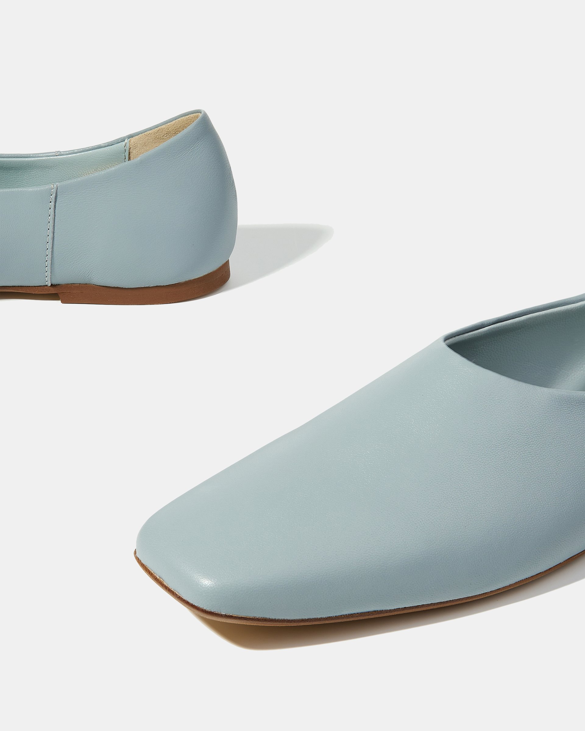 Голубые балетки из натуральной кожи минималистичного дизайна - Image 5 of 5