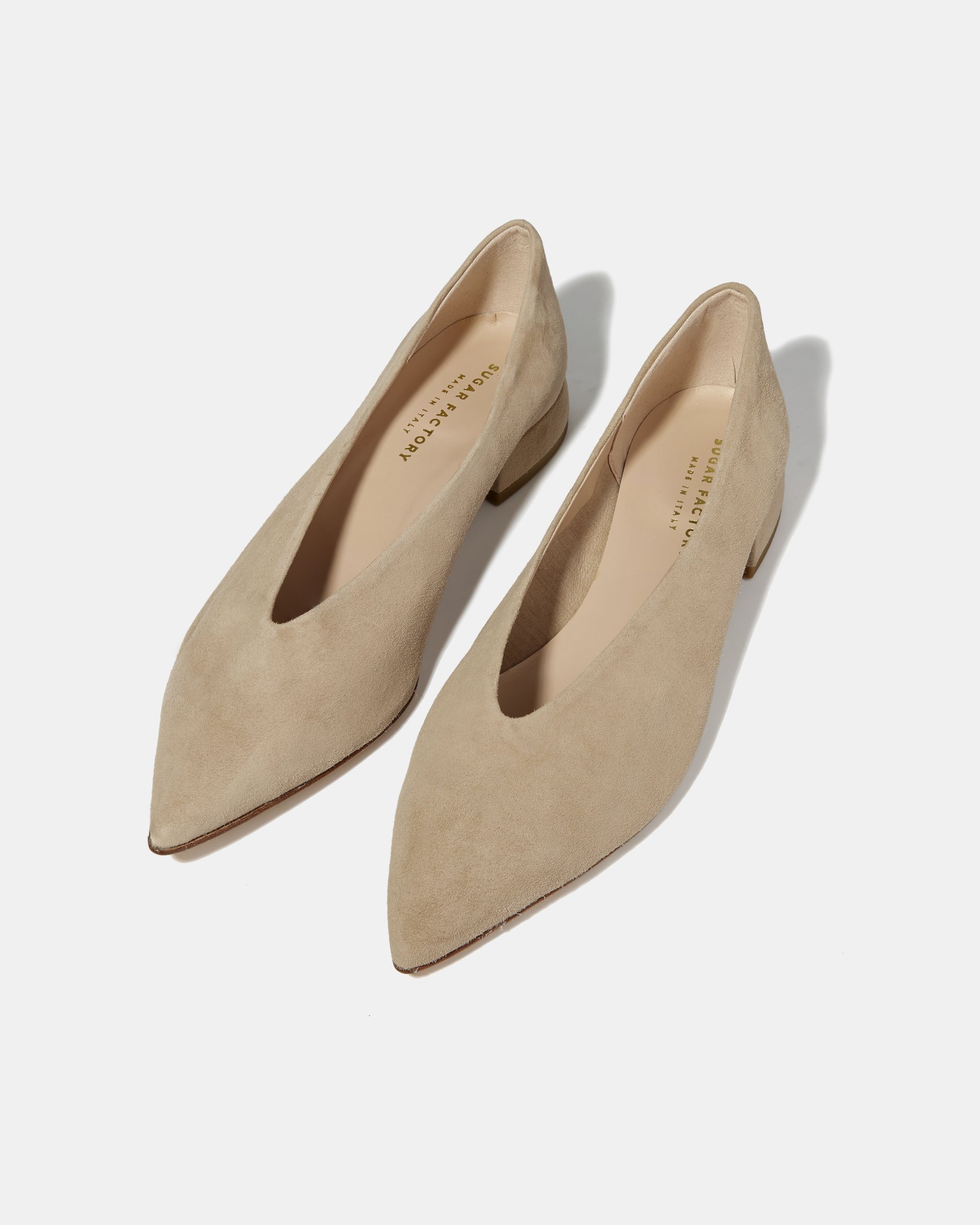 Бежевые замшевые туфли на низком каблуке с острым носом - Image 2 of 5