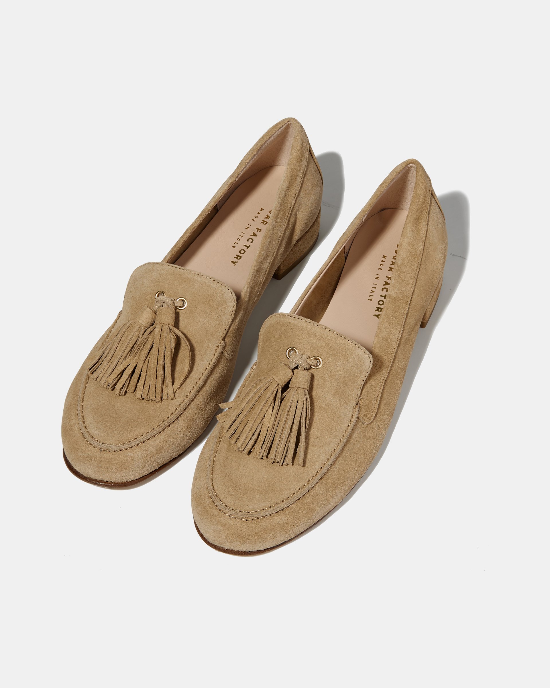Бежевые замшевые лоферы с декоративными кисточками - Image 2 of 5