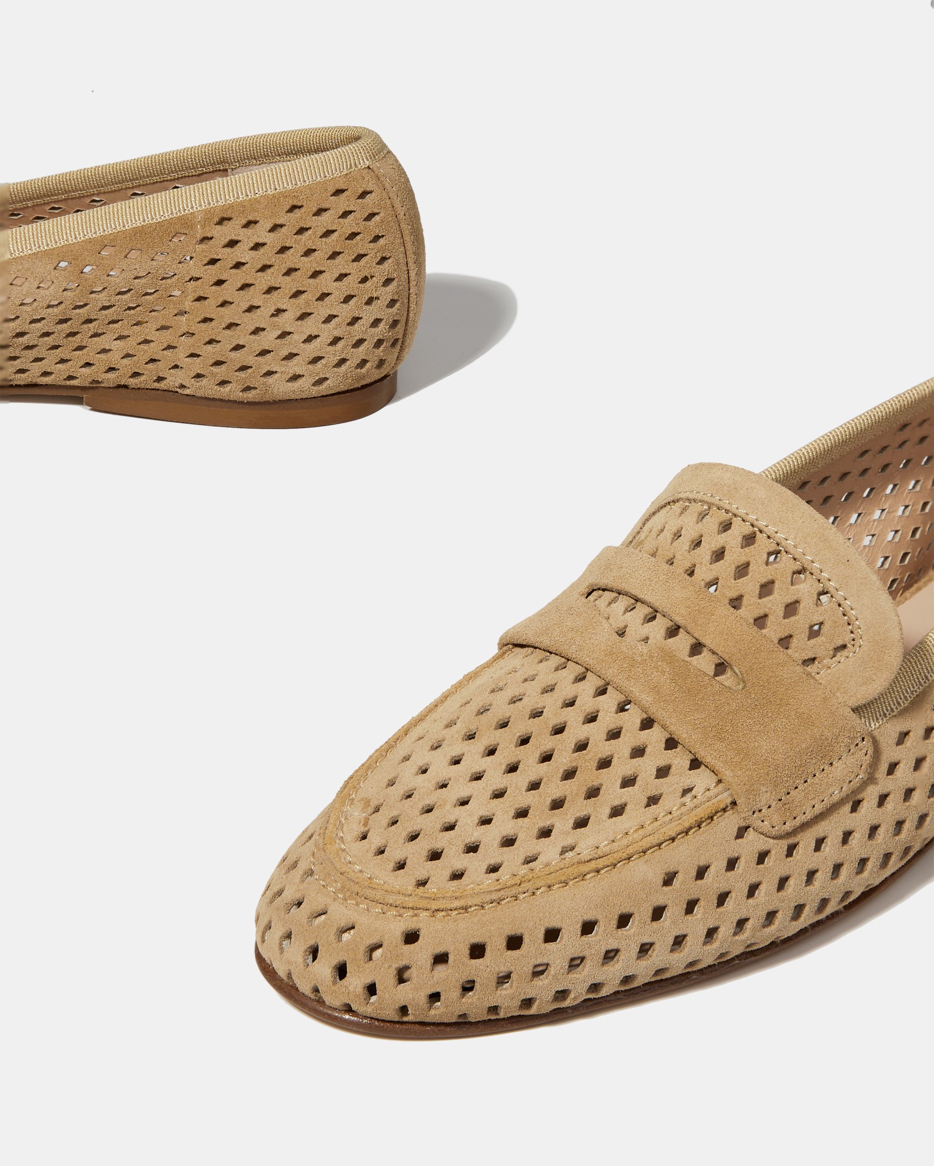 Бежевые лоферы из перфорированной замши - Image 4 of 4