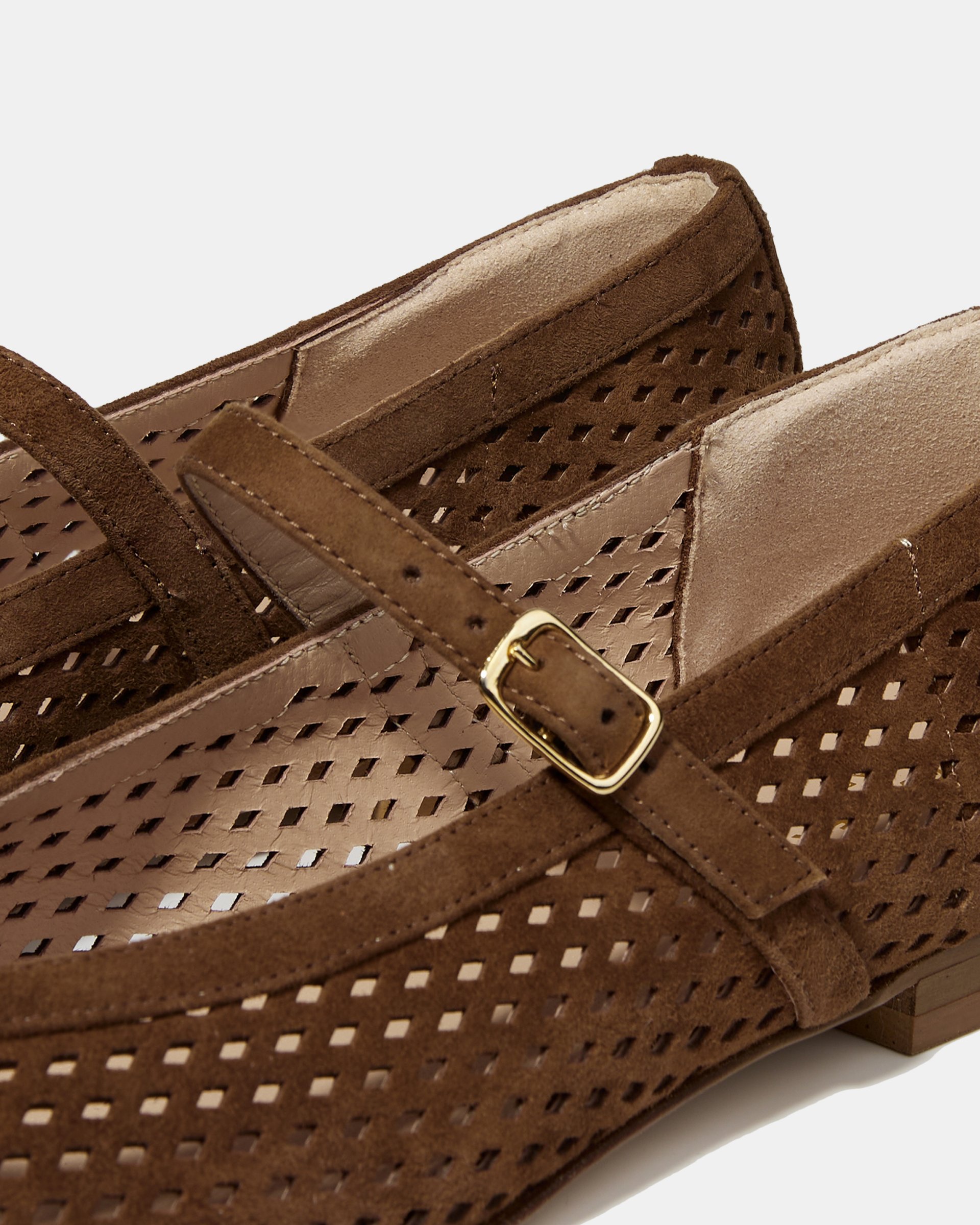 Коричневые туфли-мэри джейн из перфорированной замши  - Image 4 of 4