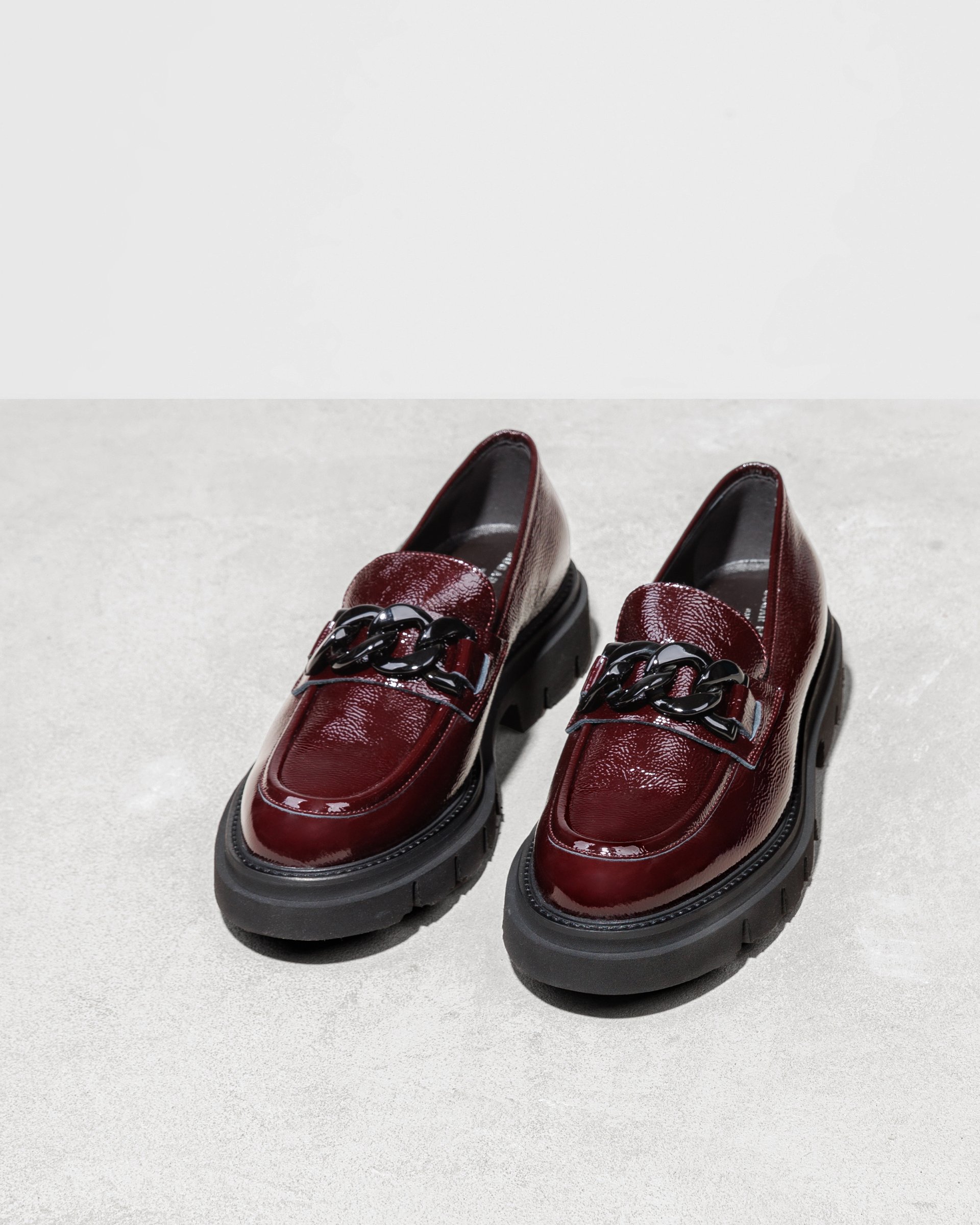 Бордовые лоферы из лакированной кожи - Image 2 of 6