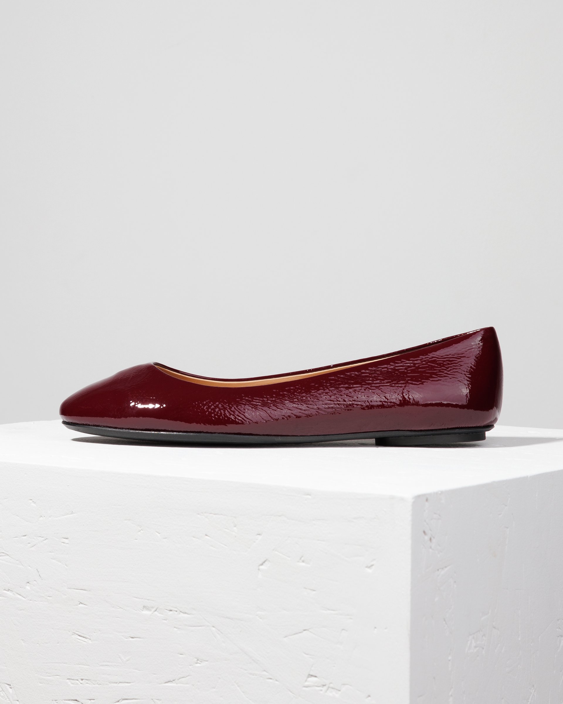 Бордовые туфли из лакированной кожи - Main image