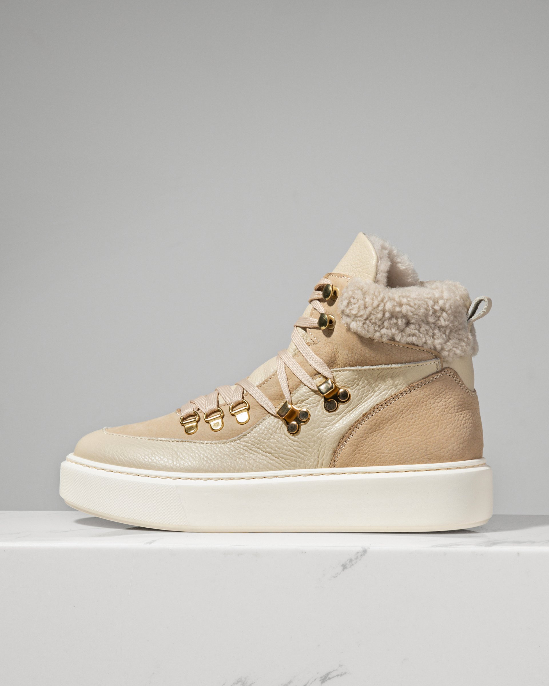 Бежевые кожаные кеды - Main image