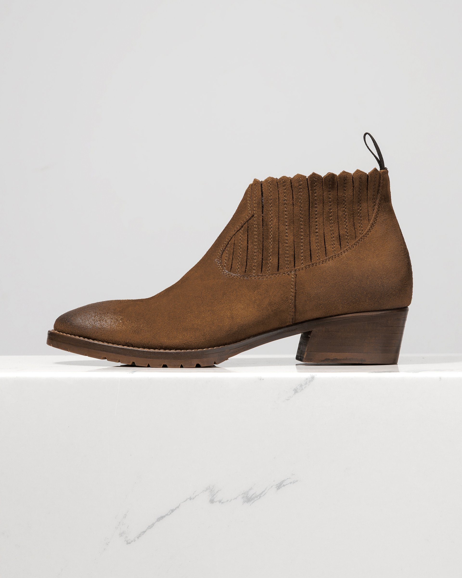 Коричневые замшевые казаки - Main image