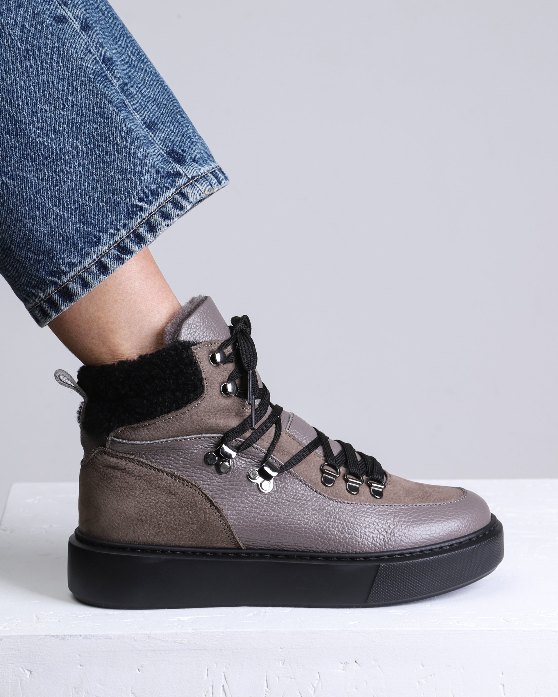 Серые зимние кожаные ботинки - Image 5 of 5
