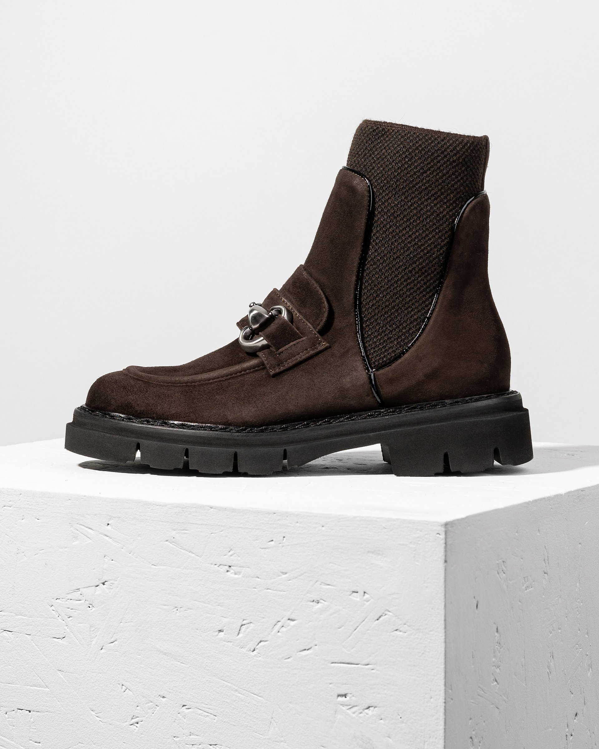 Темно-коричневые замшевые ботинки - Main image