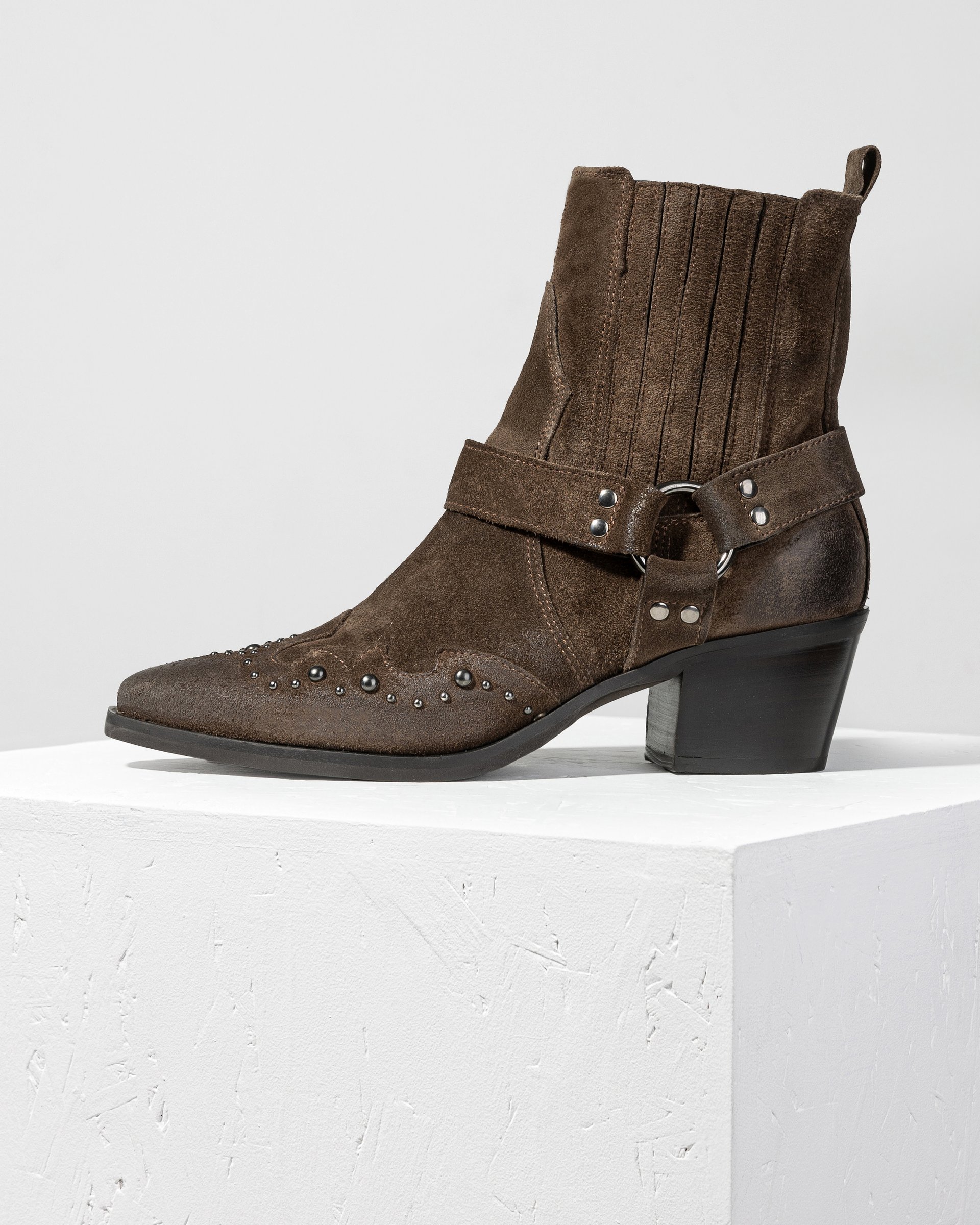 Коричневые замшевые казаки - Main image