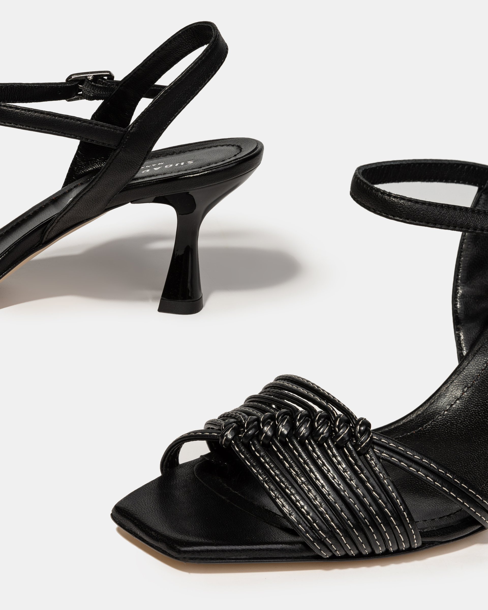 Чёрные босоножки на каблуке - Image 4 of 5