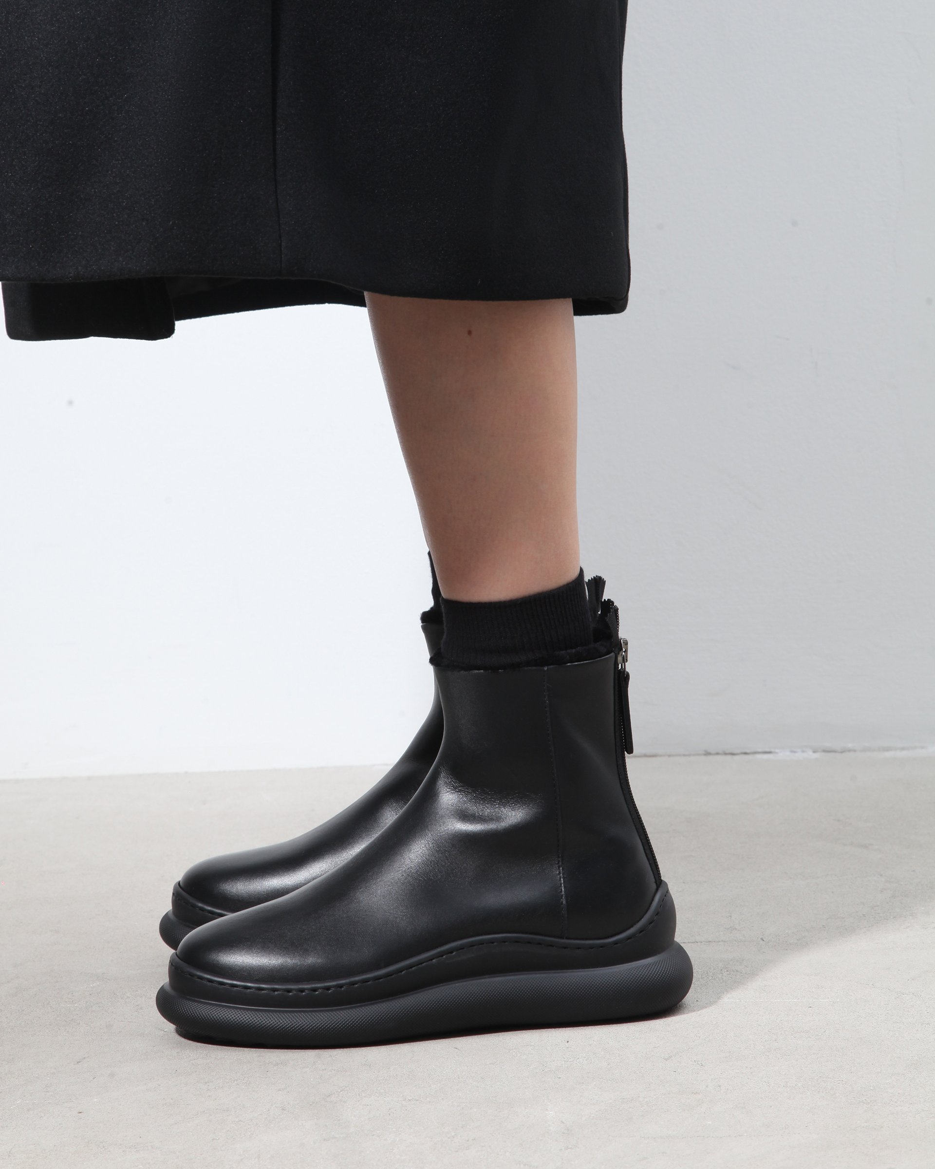 Черные кожаные ботинки с меховой подкладкой - Image 6 of 7