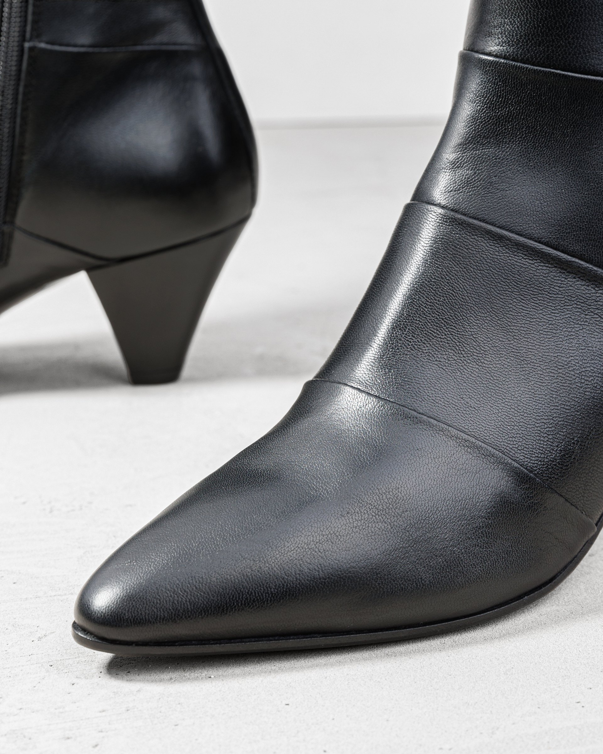 Черные кожаные ботильоны - Image 4 of 5