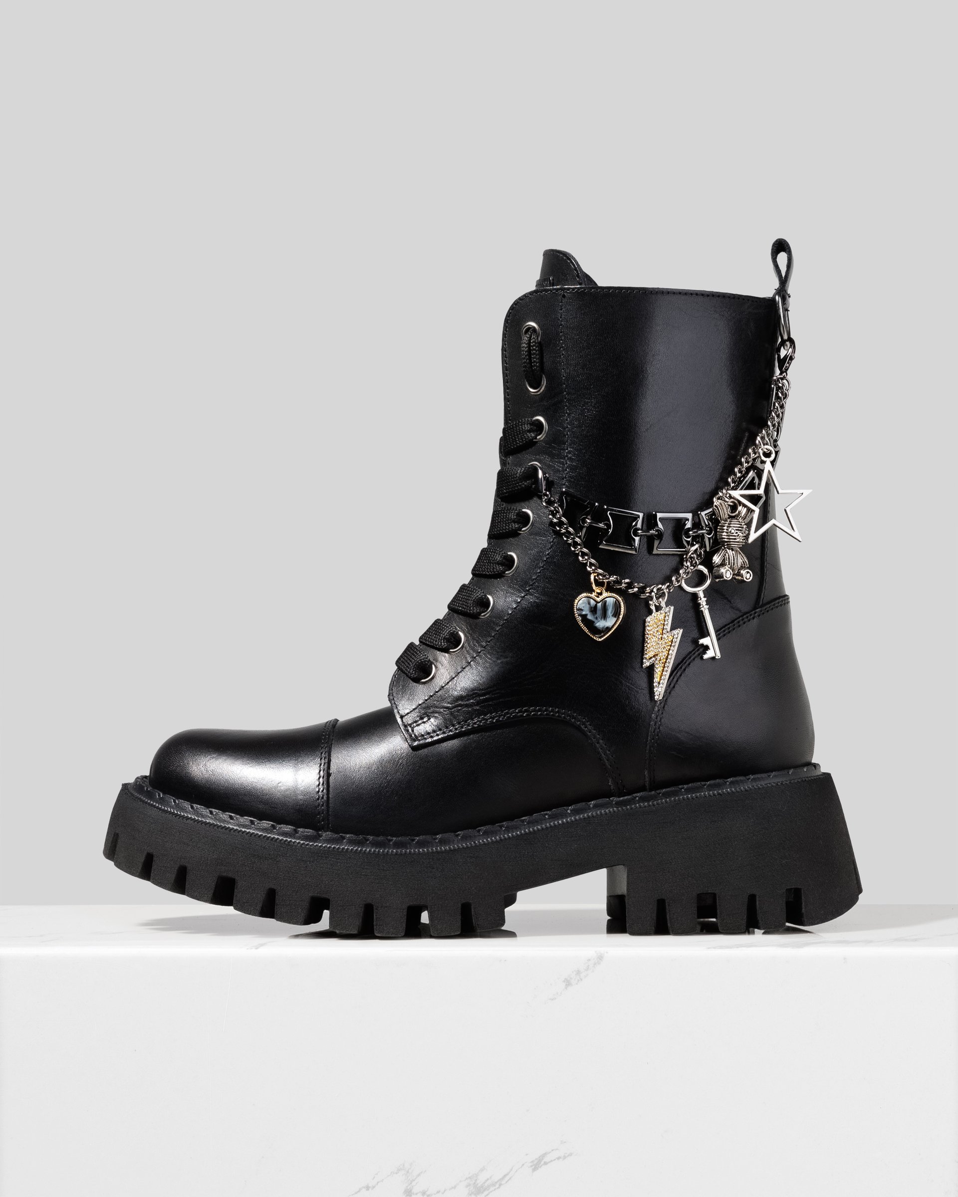 Черные кожаные ботинки - Main image