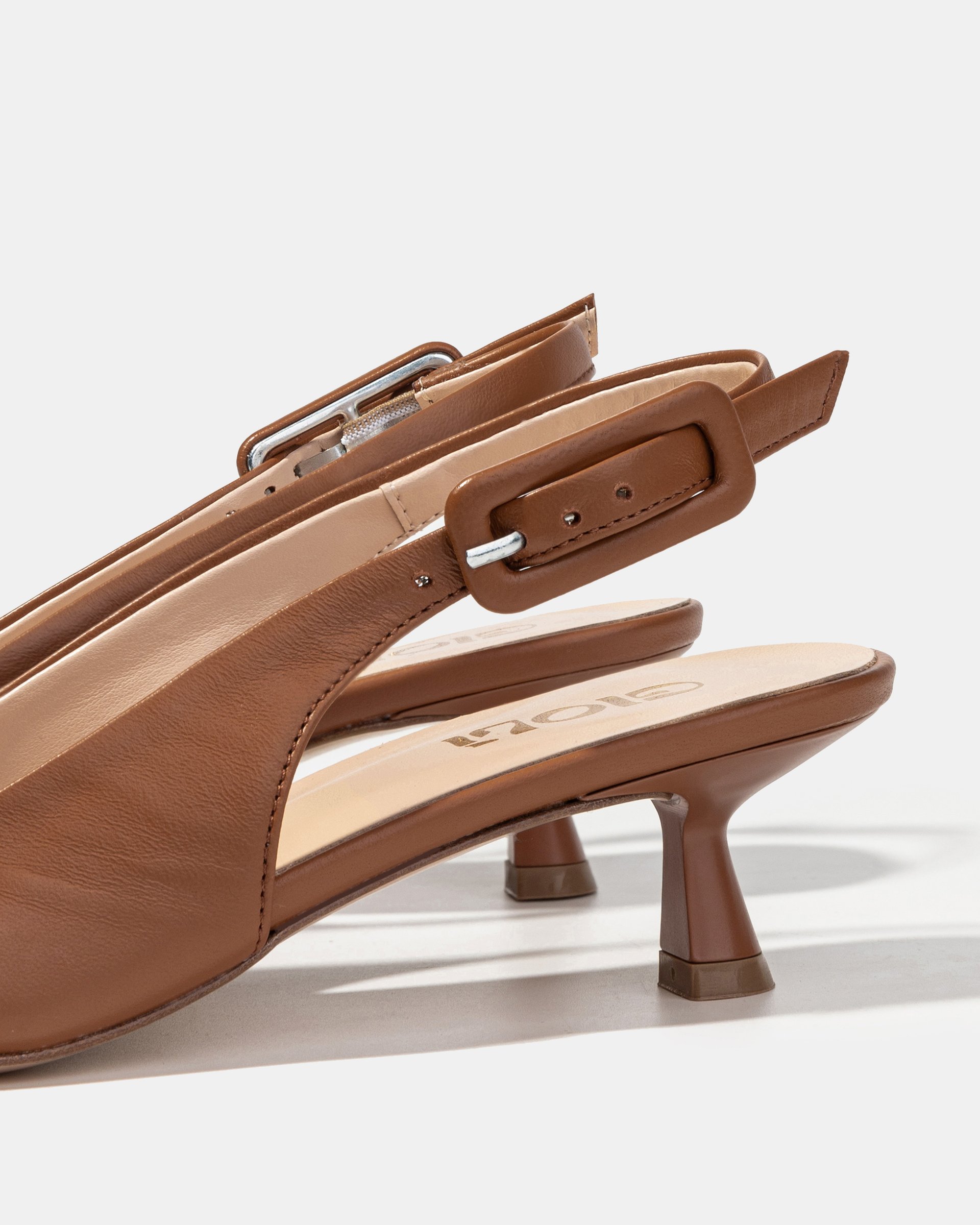 Коричневые туфли на каблуке - Image 4 of 4