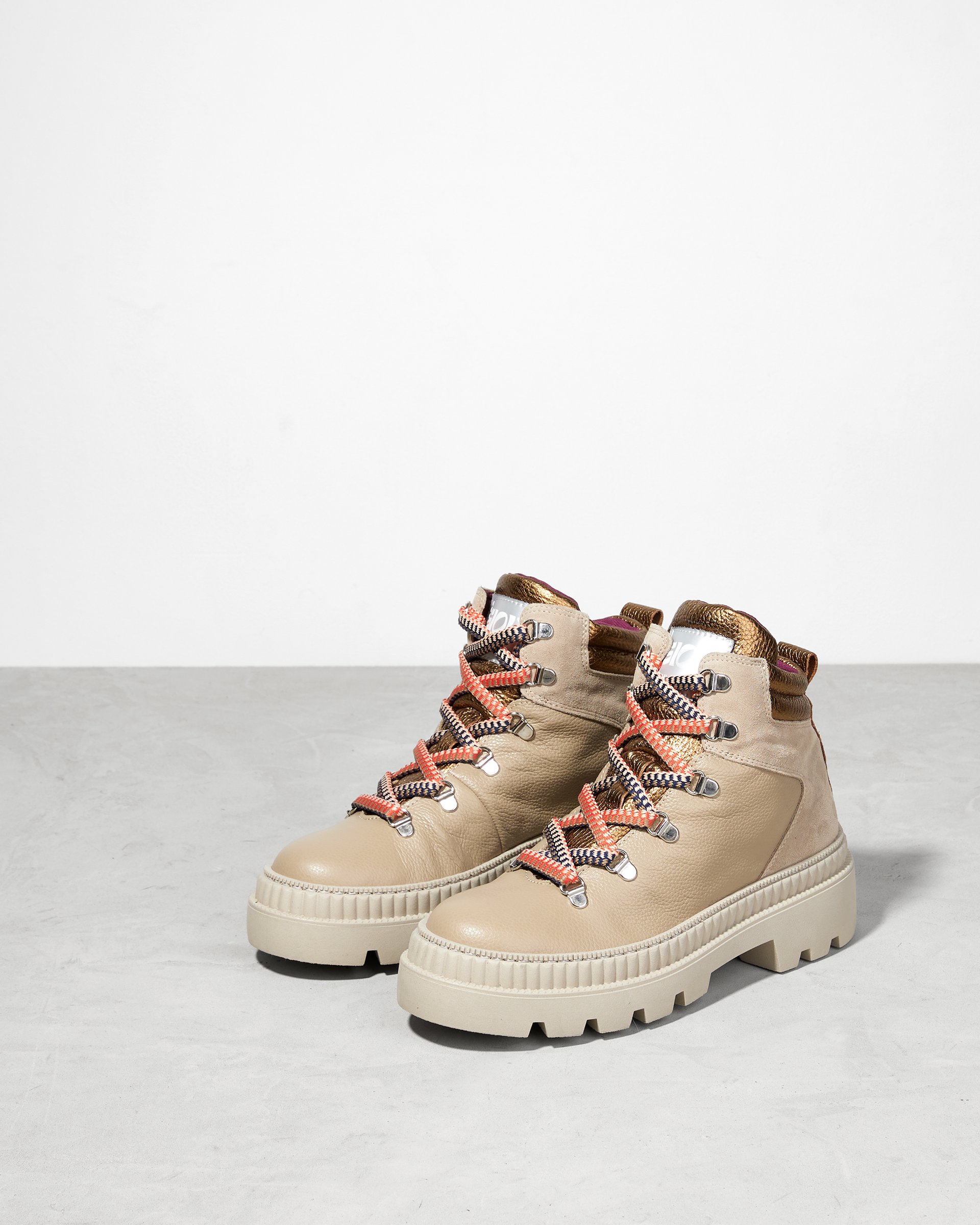 Светло-серые кожаные ботинки - Image 2 of 4