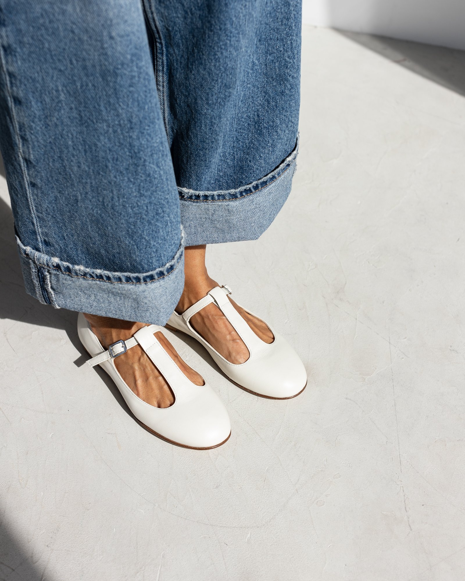 Кремовые кожаные балетки с ремешками - Image 5 of 5