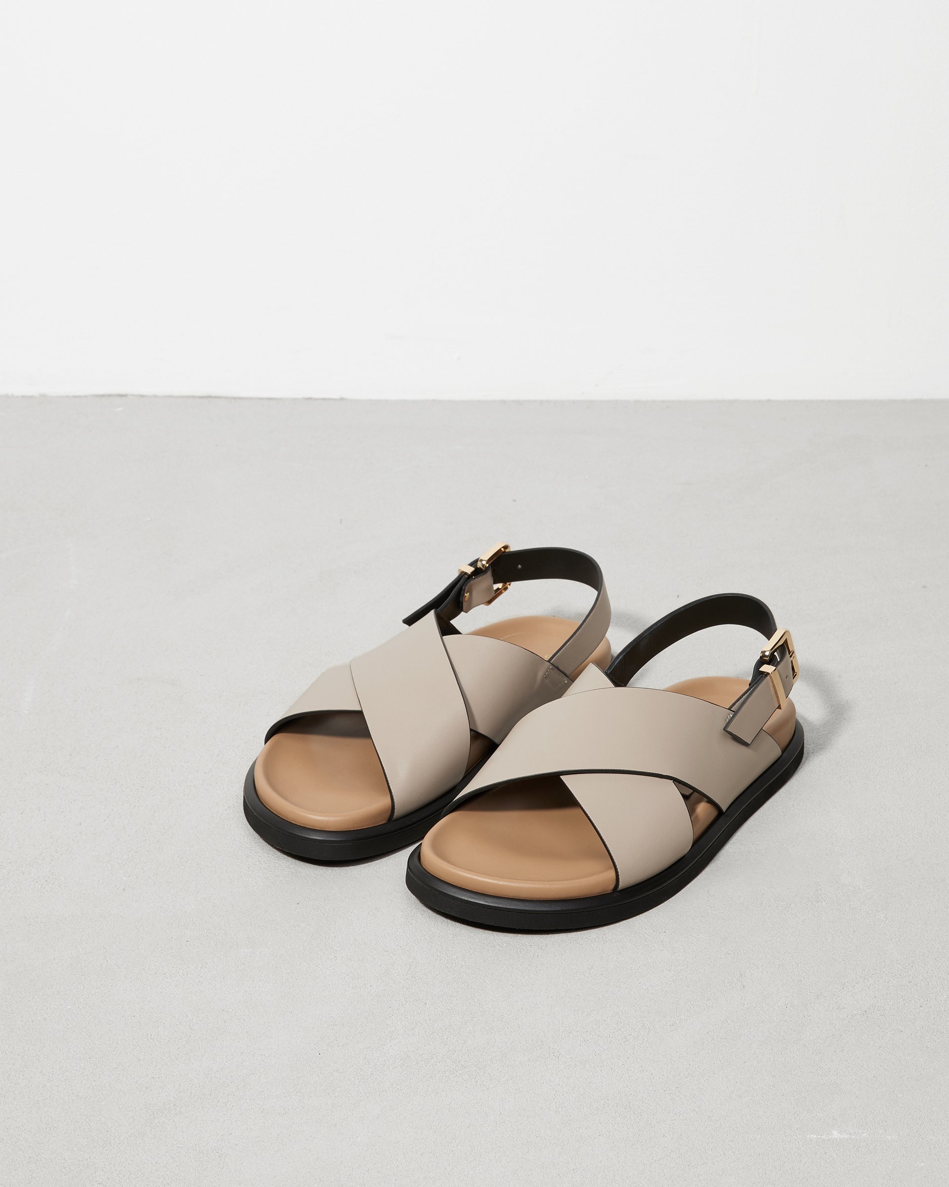 Бежевые кожаные сандалии - Image 3 of 6