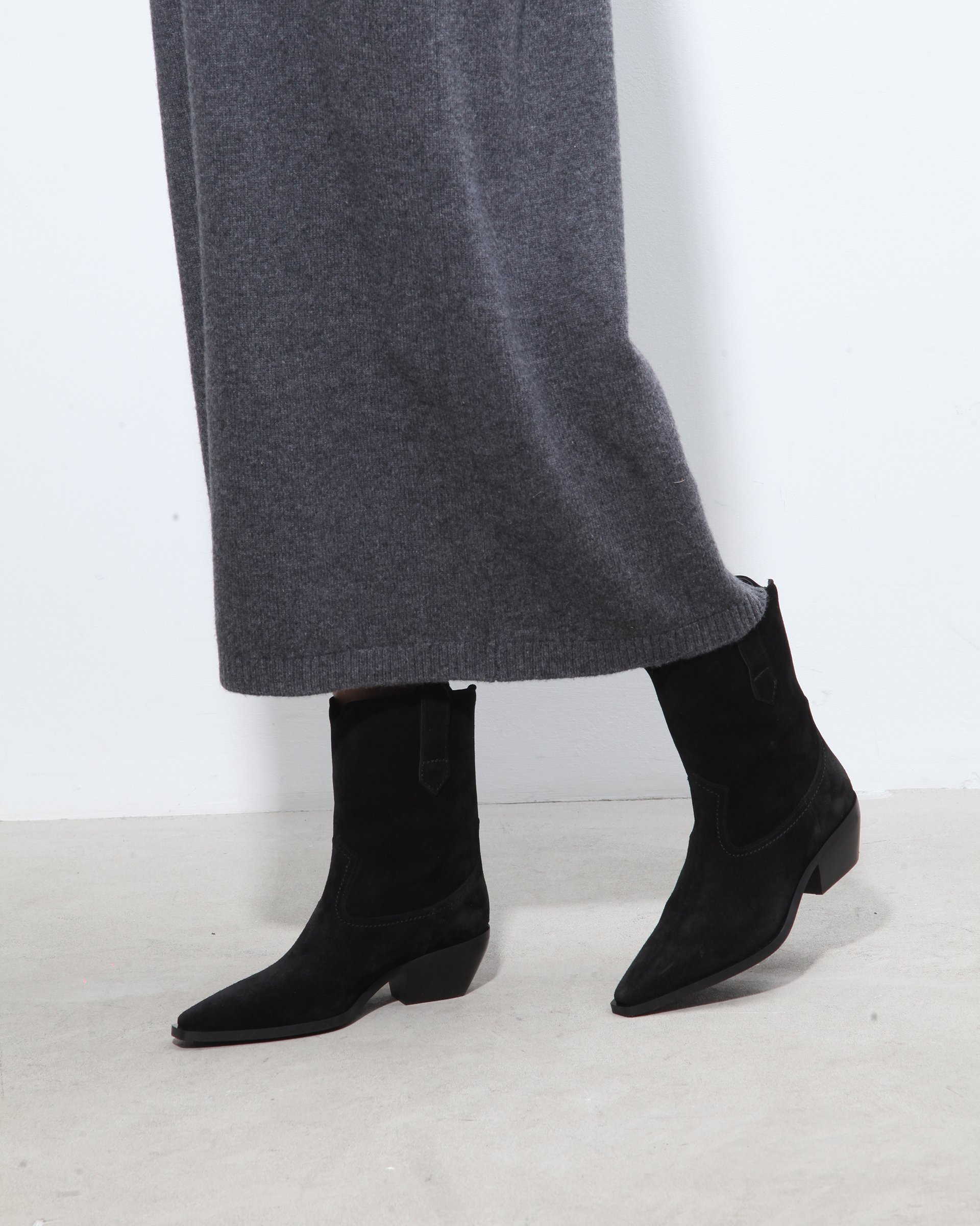 Черные замшевые ботильоны - Image 5 of 7