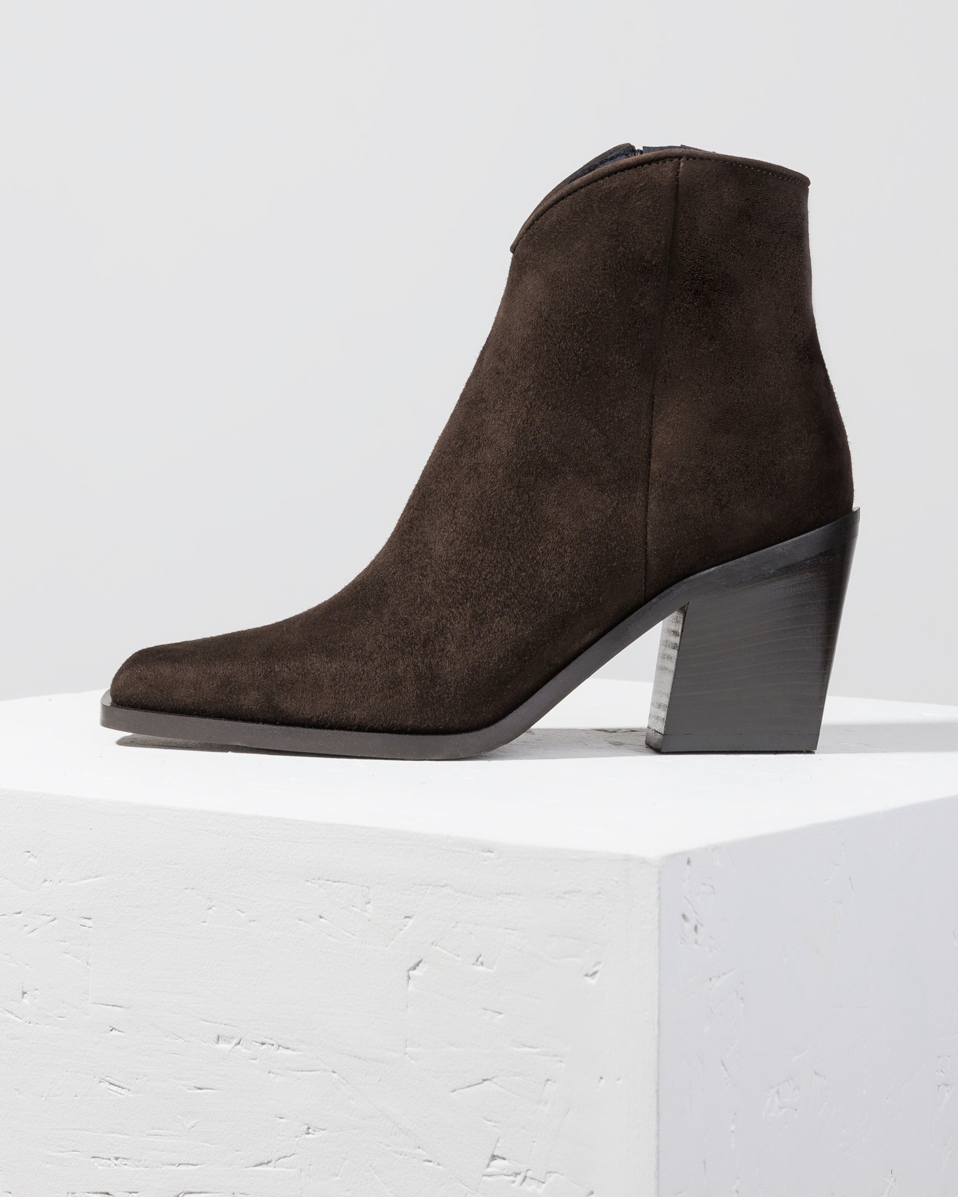 Коричневые замшевые ботинки - Main image